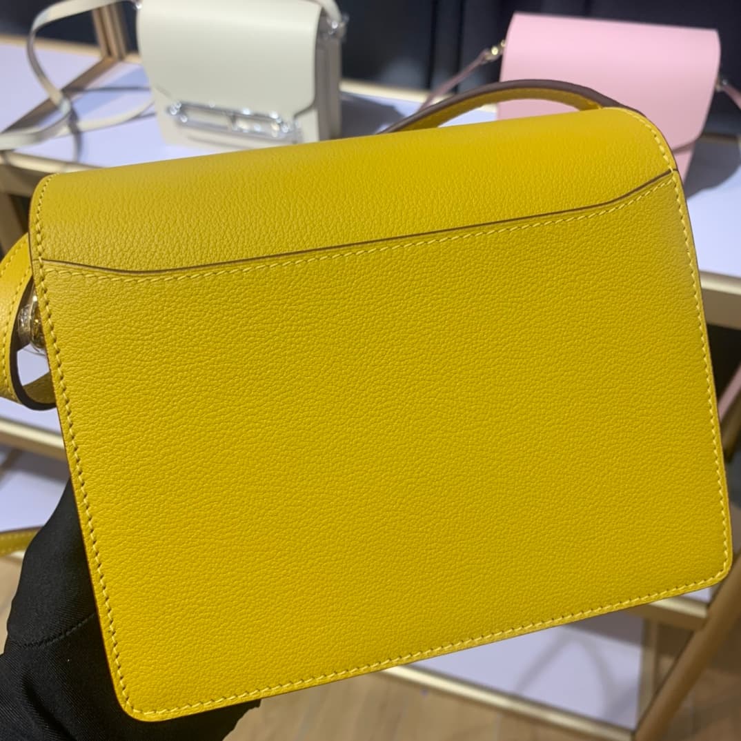 Hermes Roulis wallet in Jaune Ambre Calfskin Etoupe WAX Gold/Silver-Metal High
