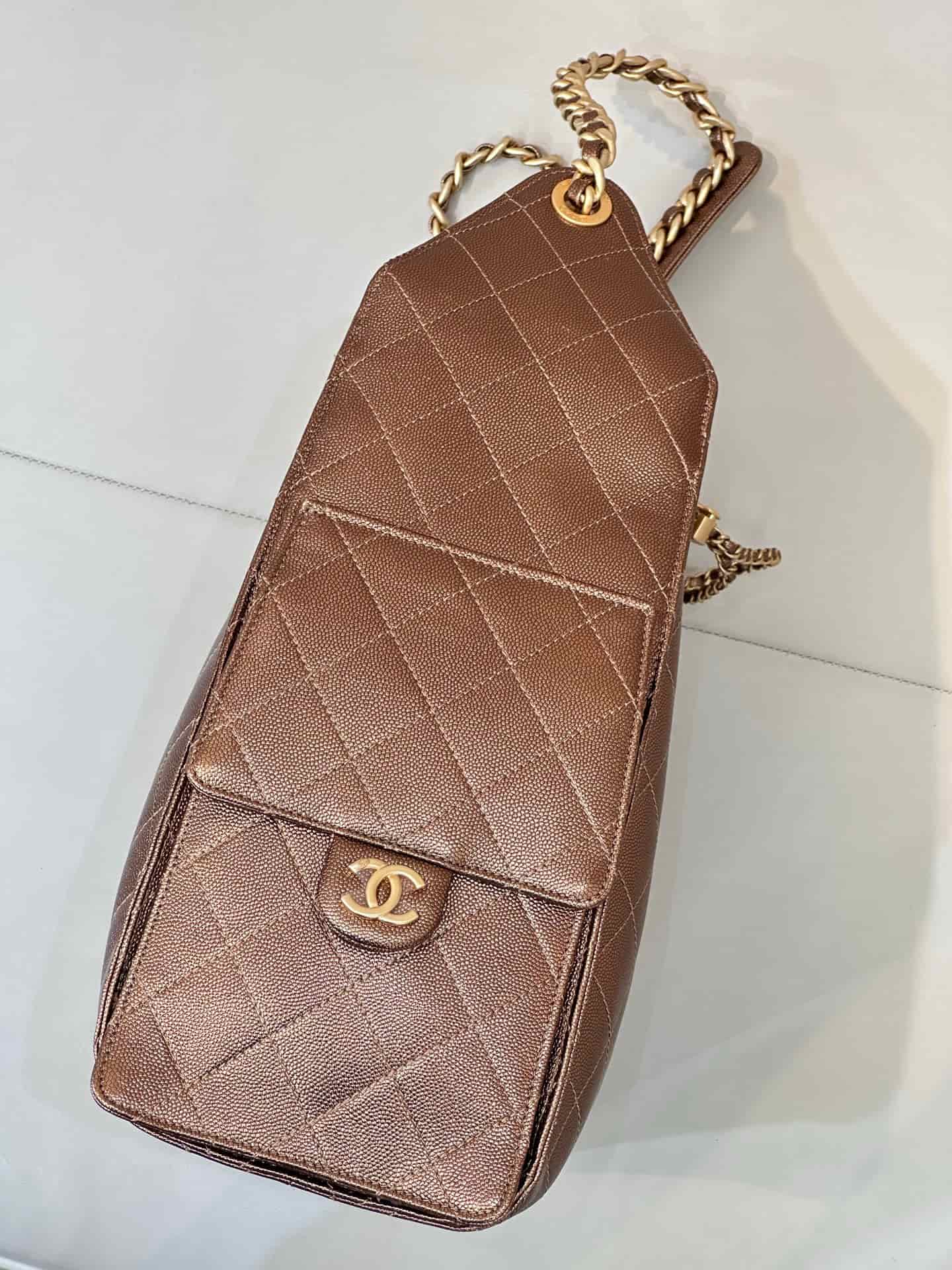 Chanel 25 Medium Hobo handbag AS5311 Grained Calfskin & Gold-tone Metal Dark Gold TOP