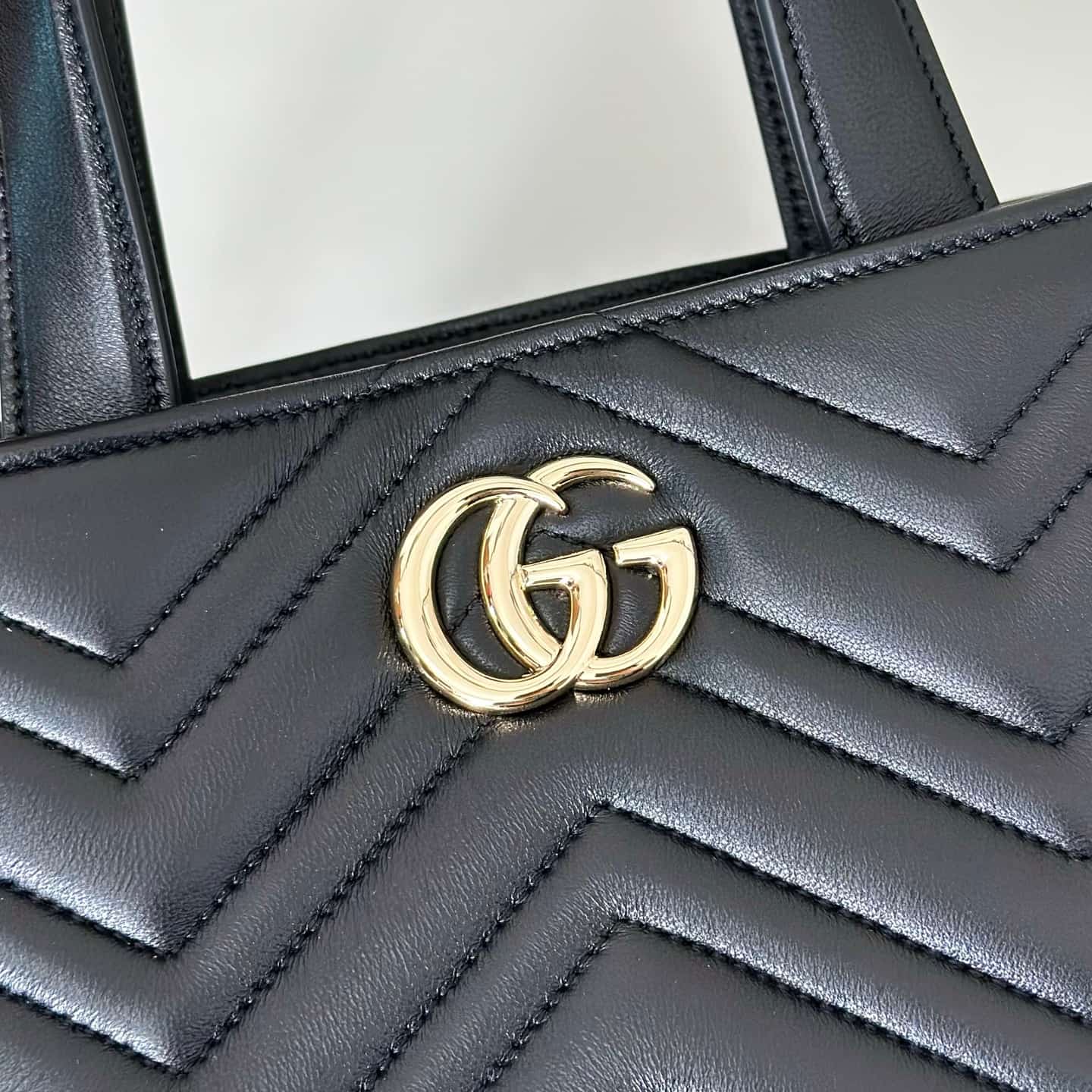 Gucci Betty small tote bag ‎847386 black leather High