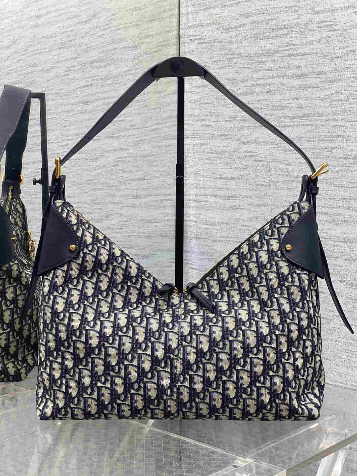 Large Dior Voyage Bag Blue Dior Oblique Jacquard Canvas High
