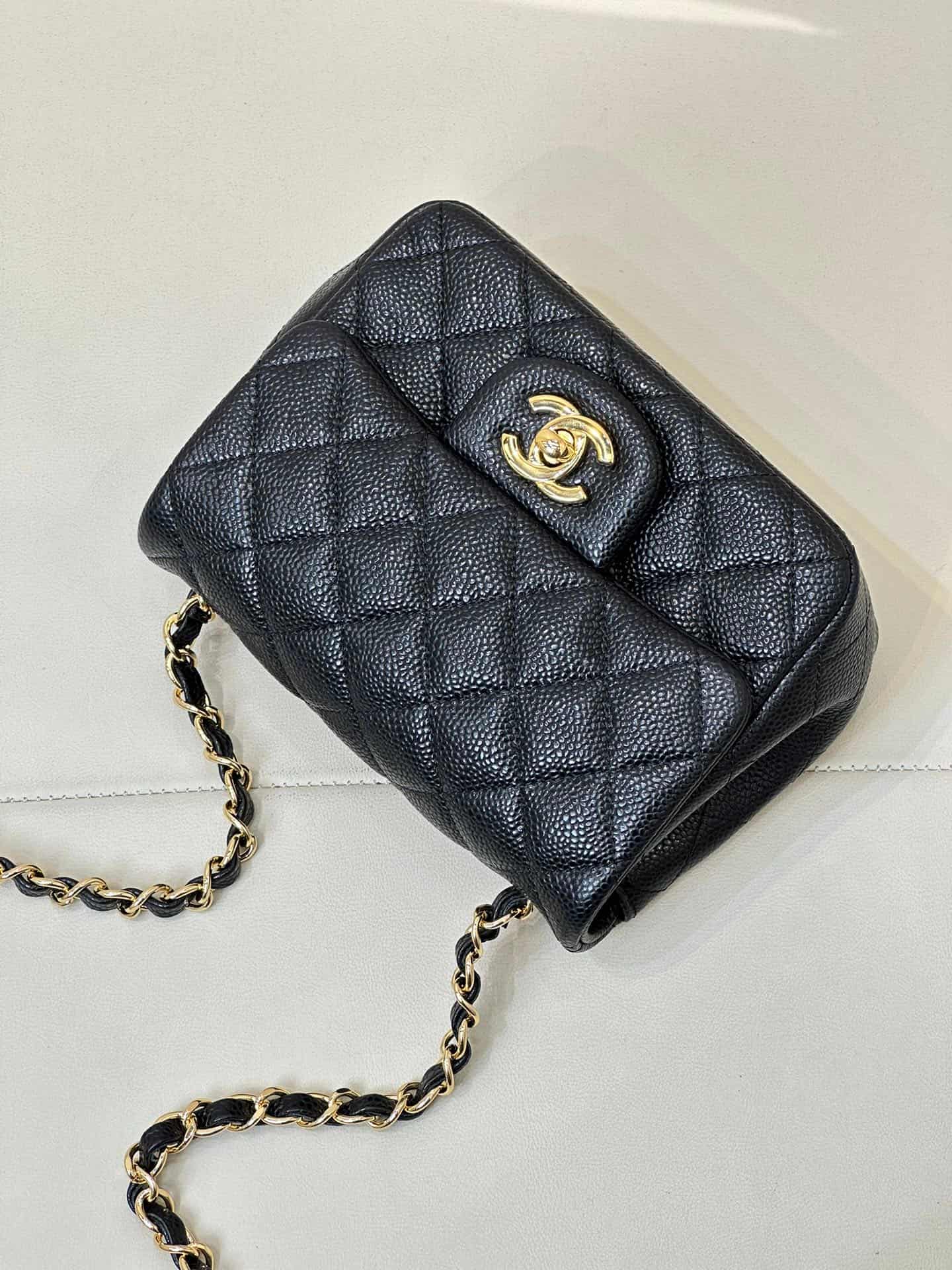 CHANEL Super Mini Classic Handbag Grained Calfskin & Gold-tone Metal A35200 Black TOP