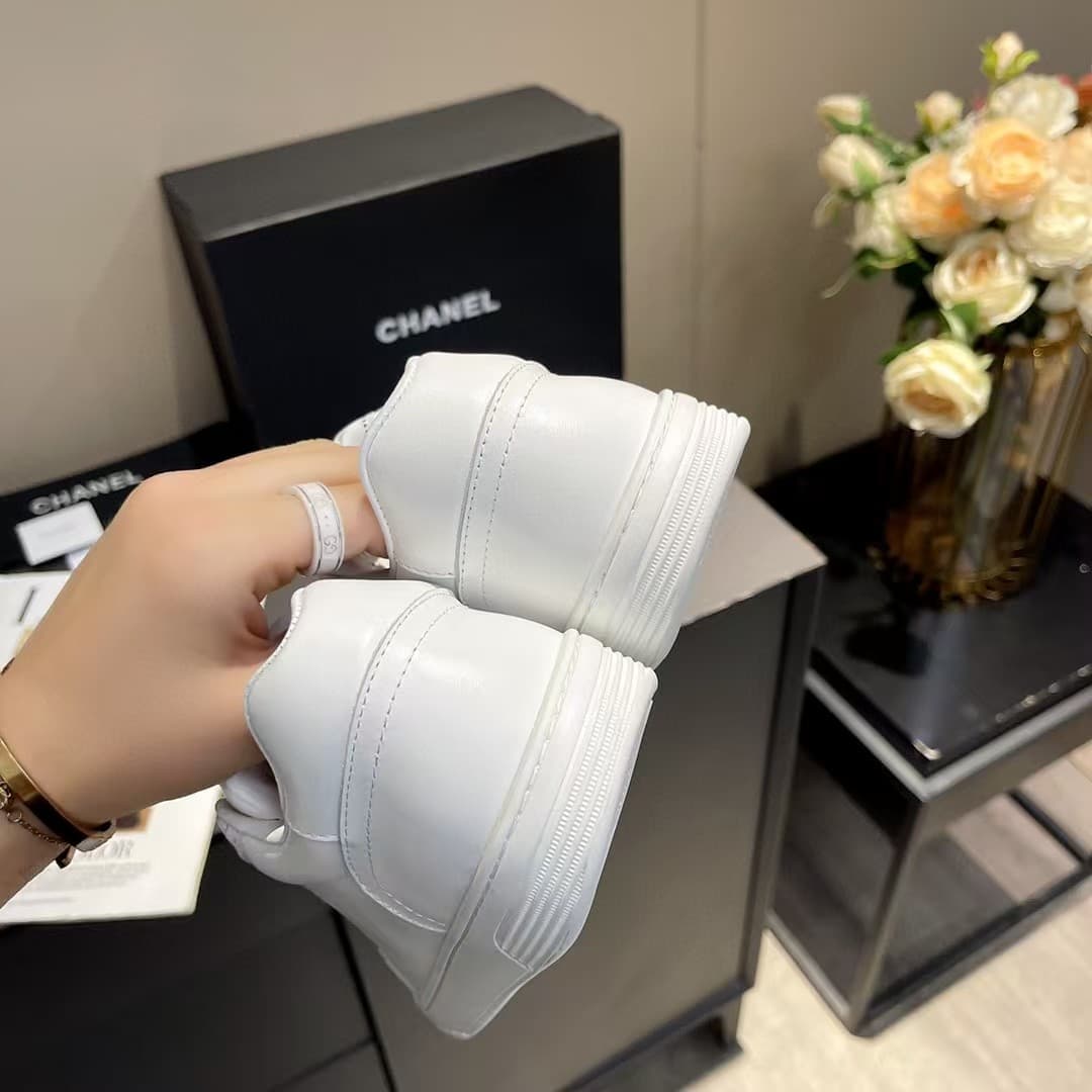 Chanel white leather sneaker shoes