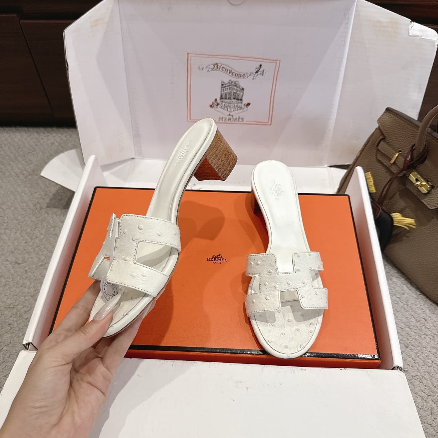 Hermès Oasis Ostrich Leather Sandal Shoes Women