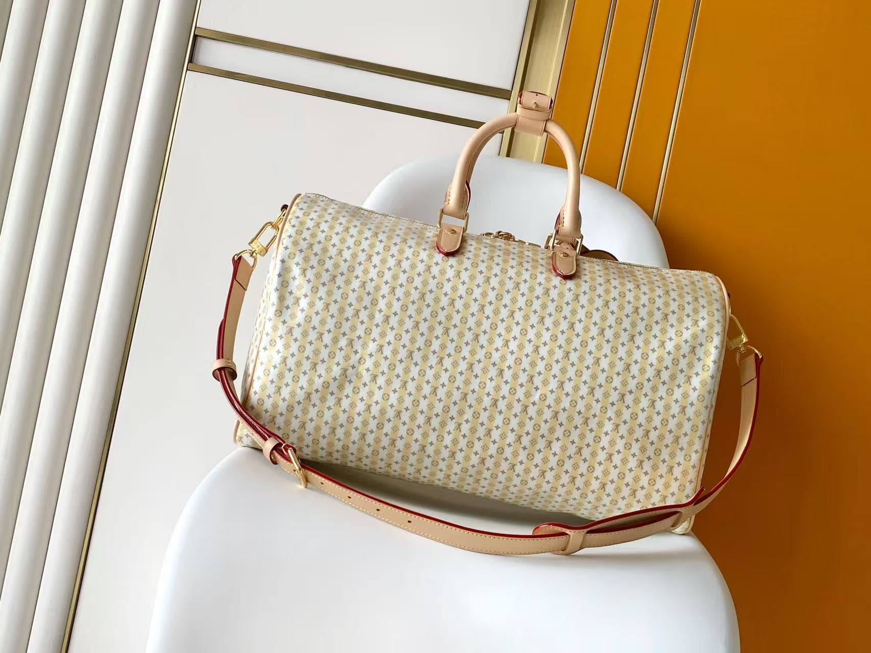 Louis Vuitton Keepall Bandoulière 45 Banana Yellow LV Stamp linen-and-cotton coated canvas M28678 High