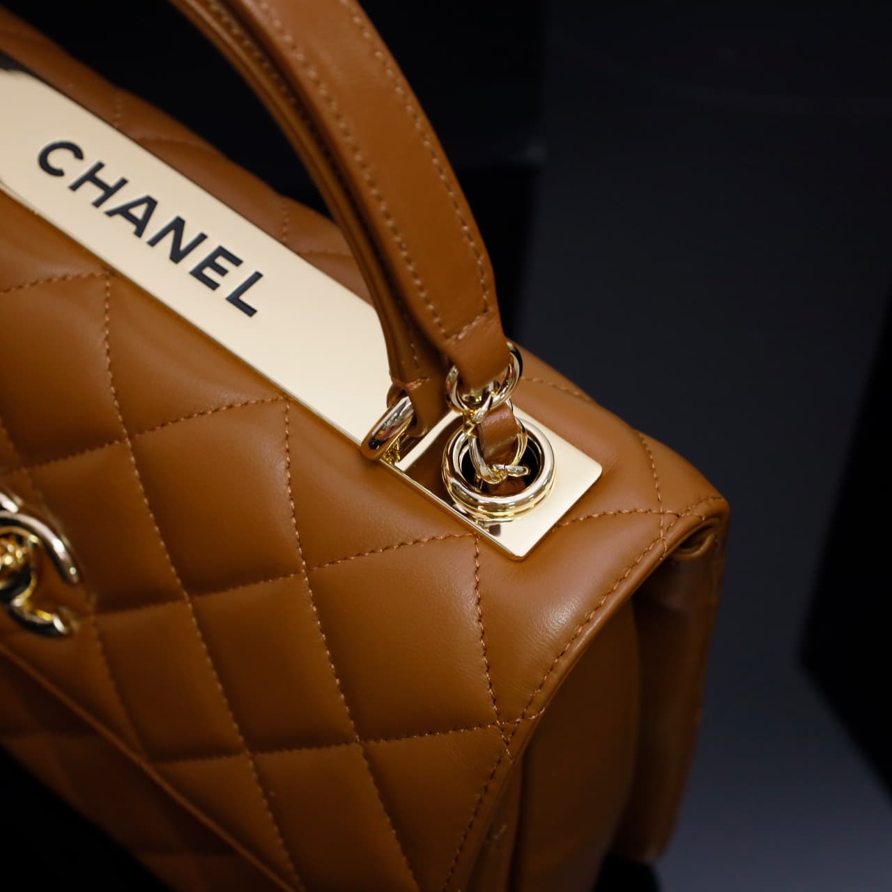 SMALL FLAP BAG WITH TOP HANDLE Lambskin Gold Metal Tan A