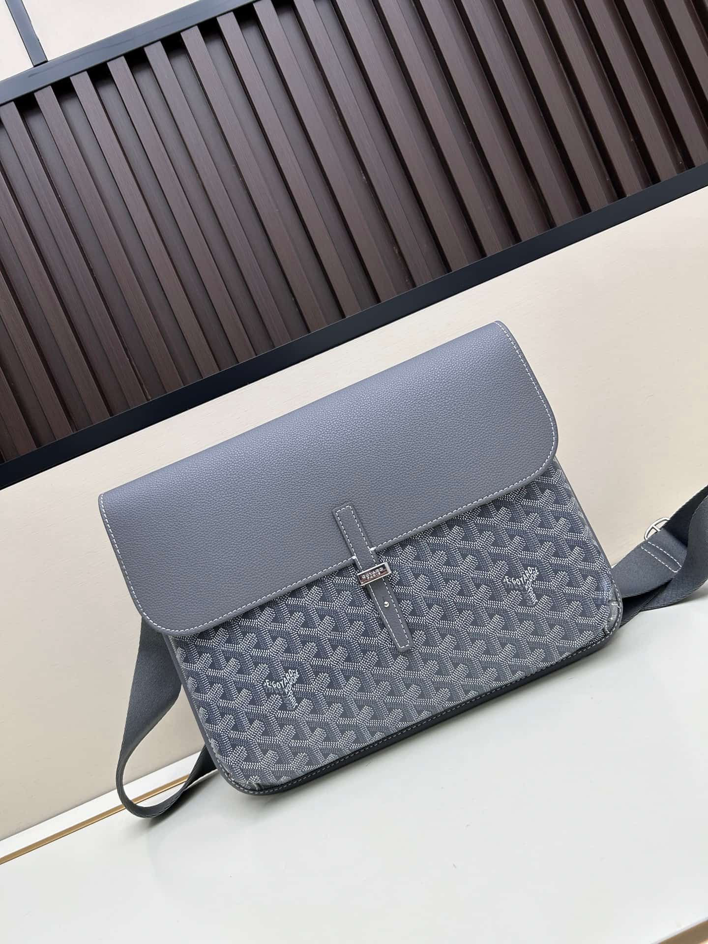 Goyard Coursier Messenger Bag Grey Mid