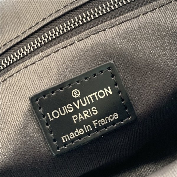 Louis Vuitton TOILETRY BAG 25 Monogram Eclipse High