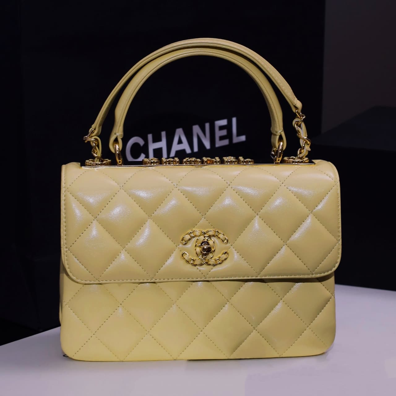 SMALL FLAP BAG WITH TOP HANDLE Lambskin Gold Metal Light Yellow A