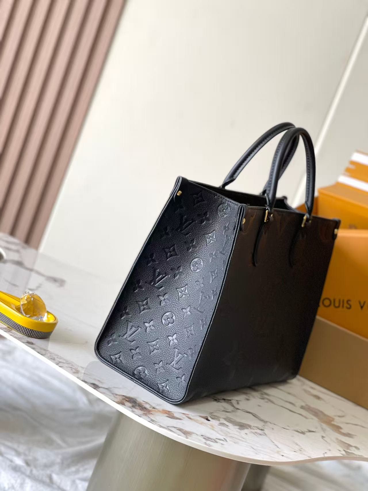 Louis Vuitton ONTHEGO MM Monogram Empreinte Black High