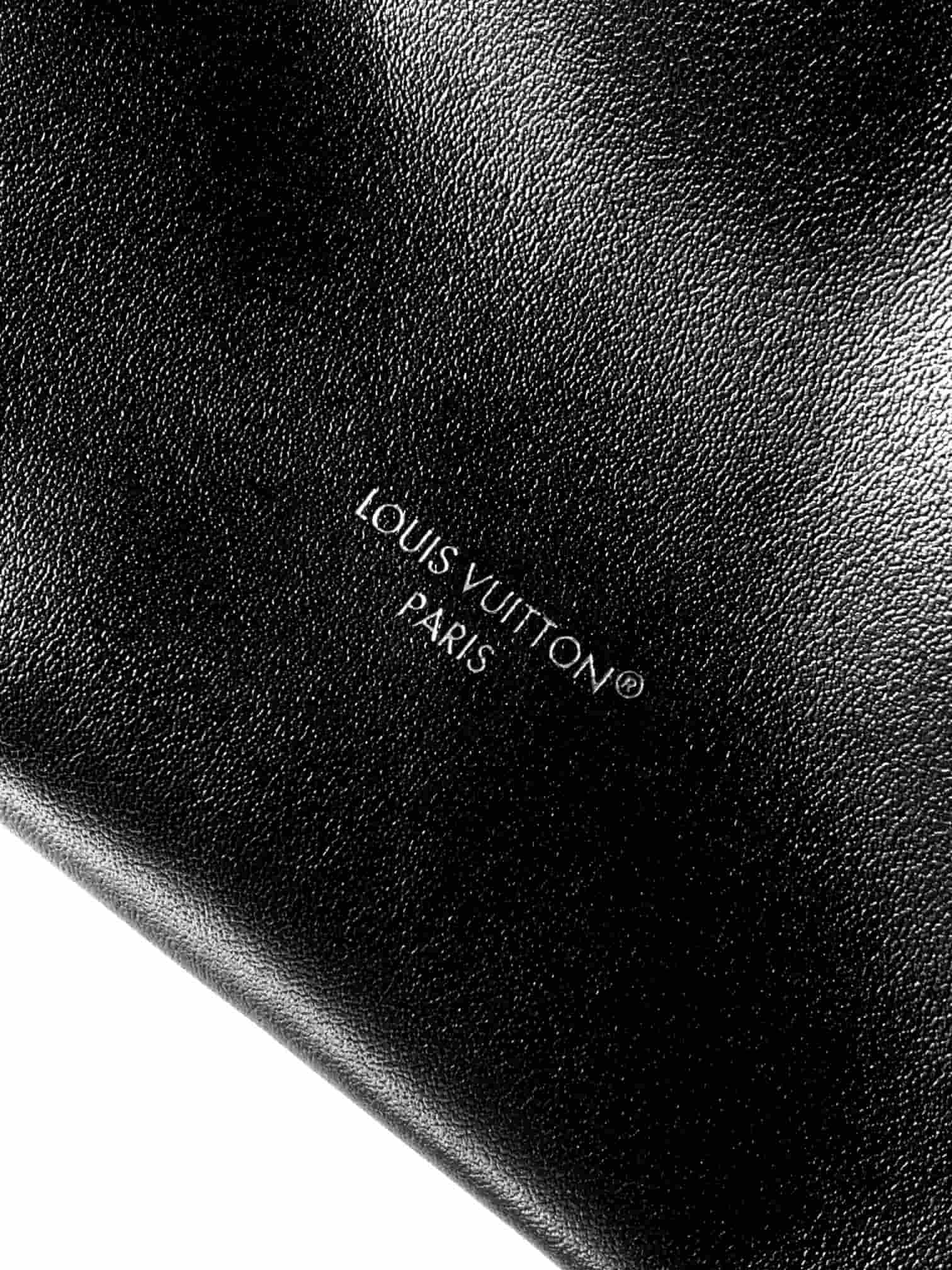 Louis Vuitton CarryAll East West LV Vibe Black M28160 High
