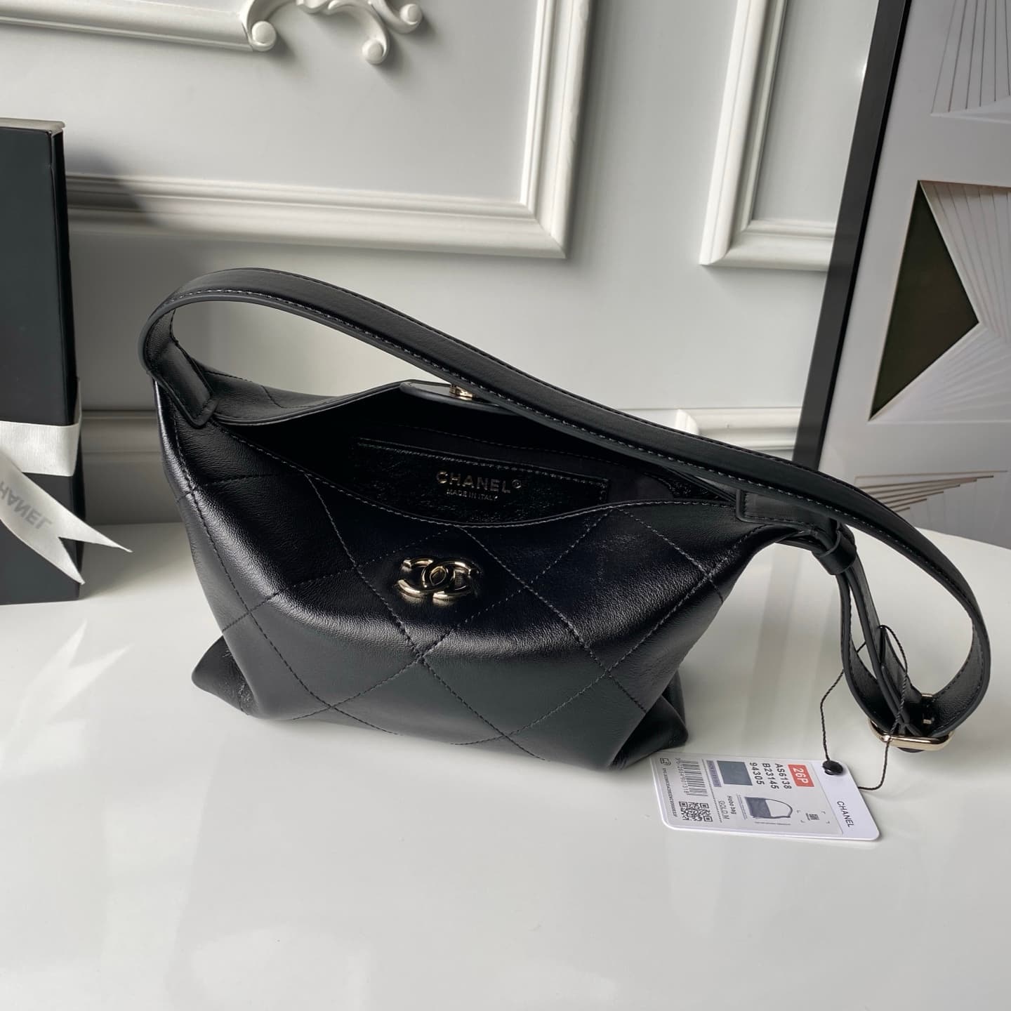 Chanel Hobo Handbag Shiny Lambskin & Gold-Tone Metal AS6138 Black High