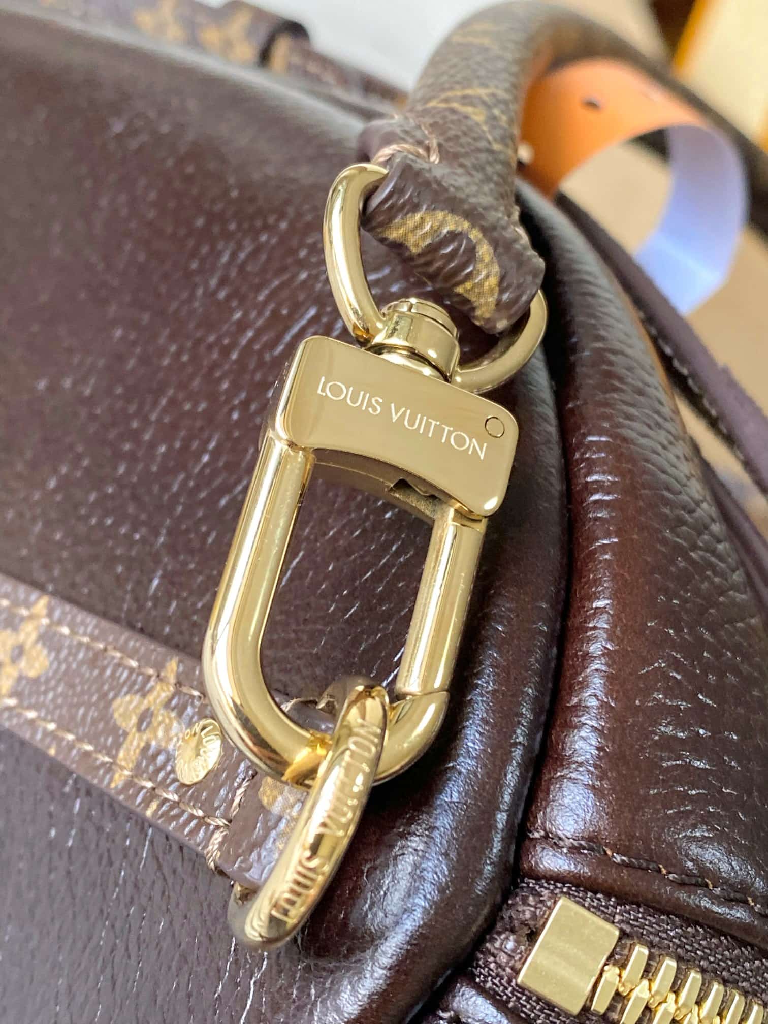 Louis Vuitton Express MM Calfskin leather Monogram Saga/Acajou M26359 TOP