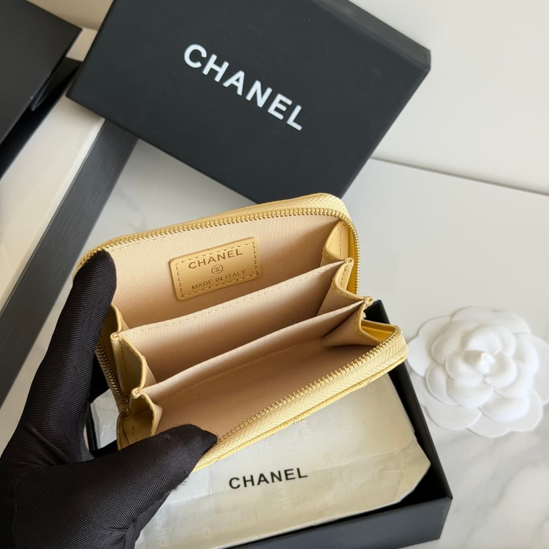 Chanel Coin Purse Shiny Grained Calfskin Strass & Gold-Tone Metal AP5078 High