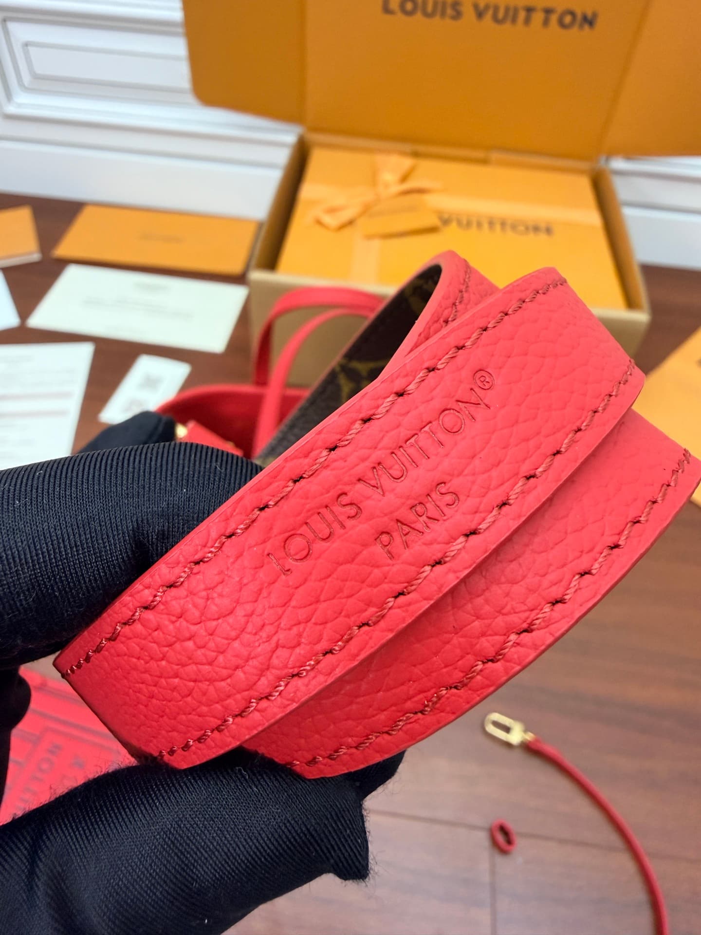 Louis Vuitton Neverfull Inside Out BB Monogram/Sari Red M28318 TOP