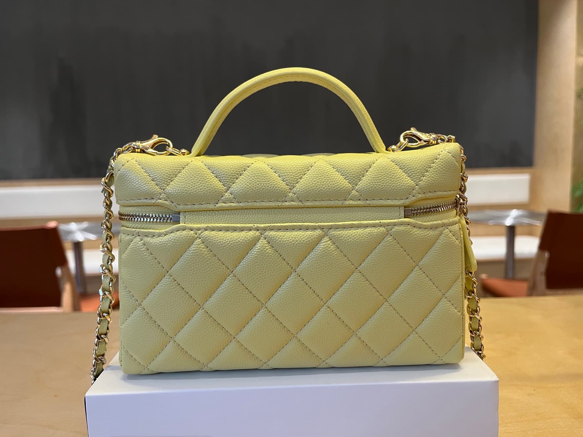 Chanel Vanity with Chain Grained Shiny Calfskin & Gold-Tone Yellow A96140 A