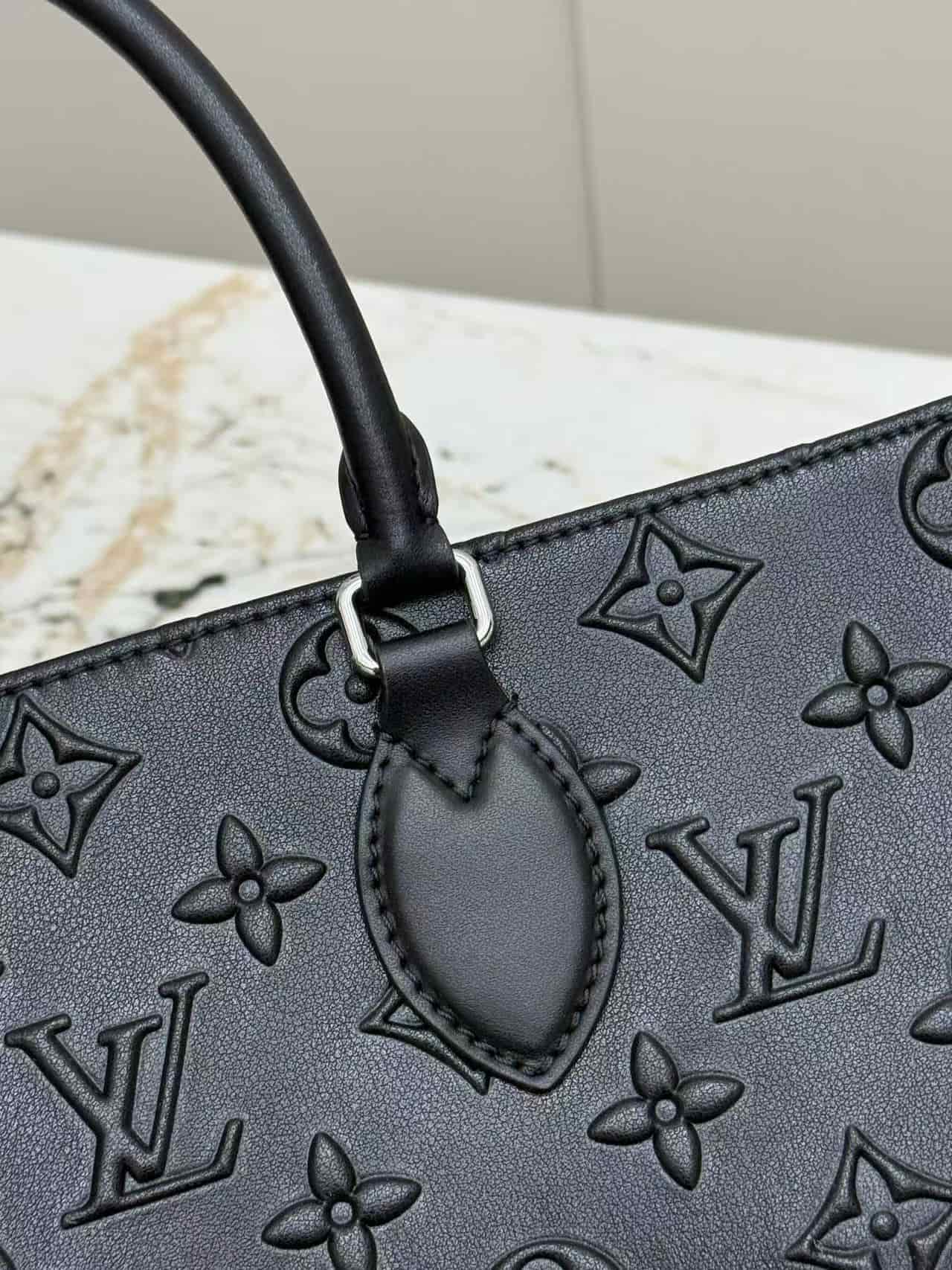 Louis Vuitton OnTheGo MM in Black Embossed Monogram High
