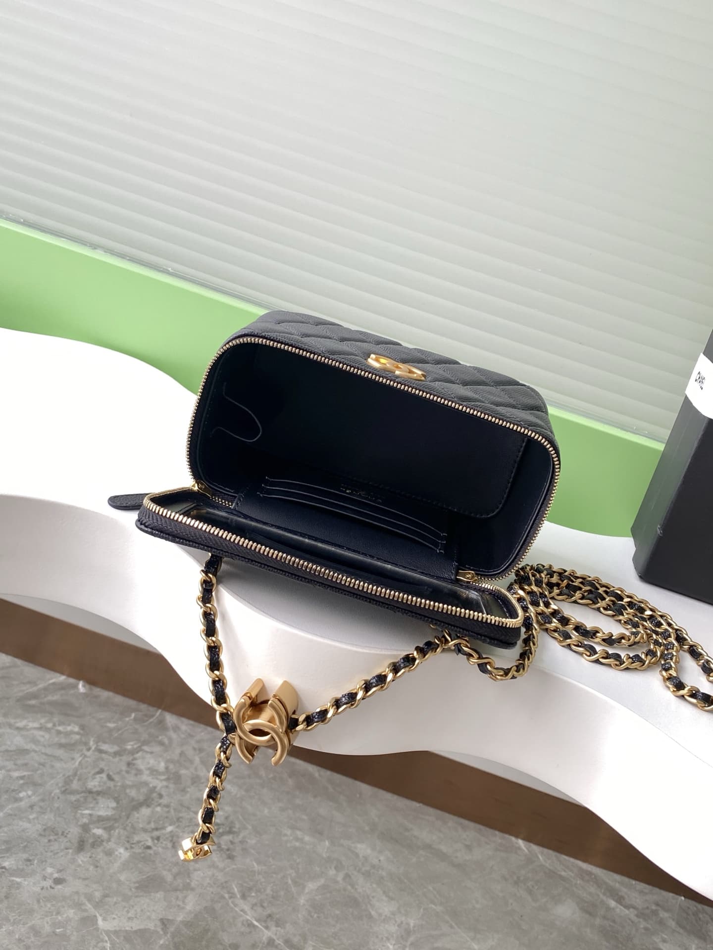 Chanel Vanity with Chain AP3940 Grained Calfskin & Gold Metal Black A