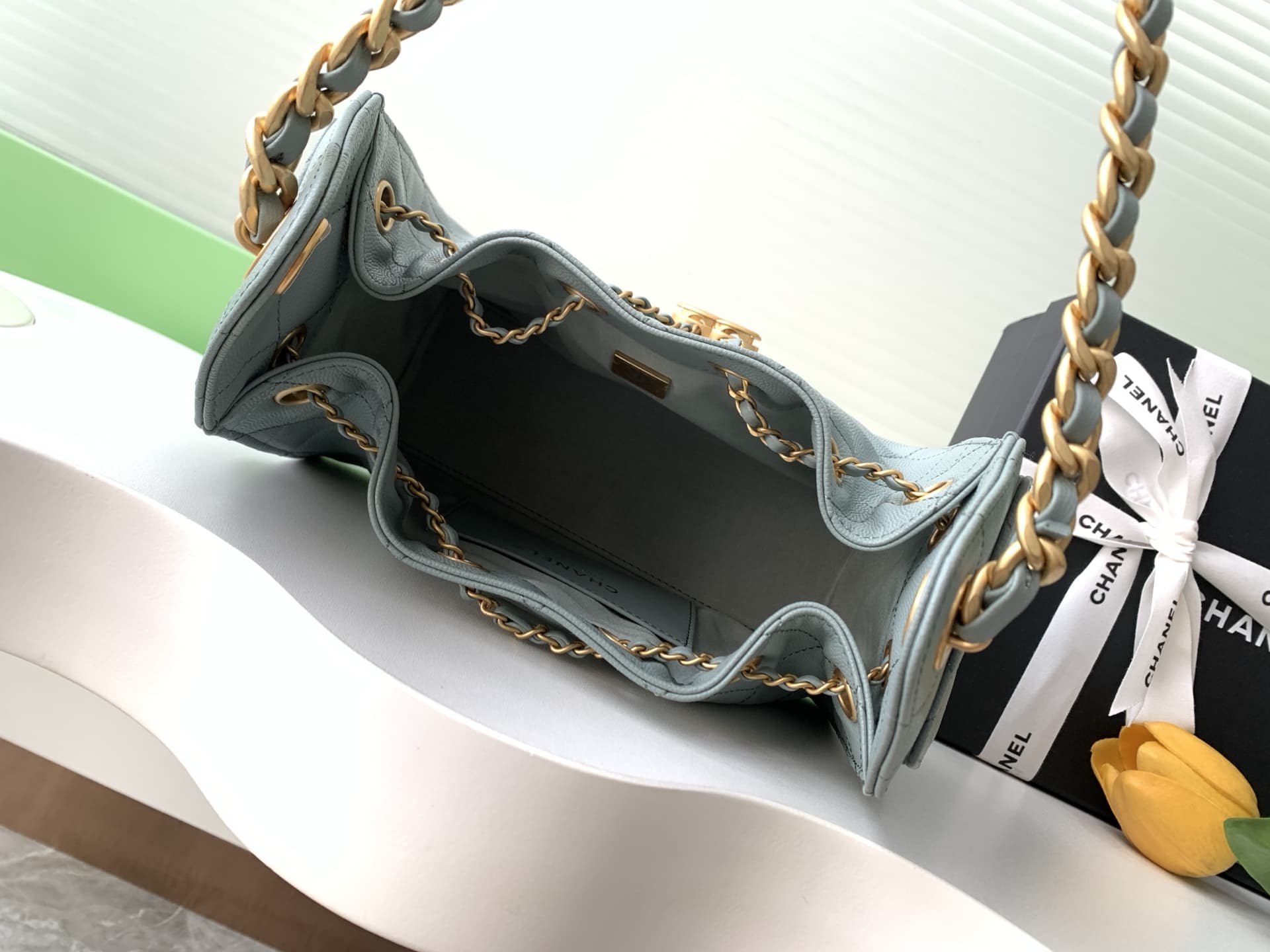 Chanel 25 Mini Hobo handbag AS5631 Grained calfskin & gold-tone metal Blue A