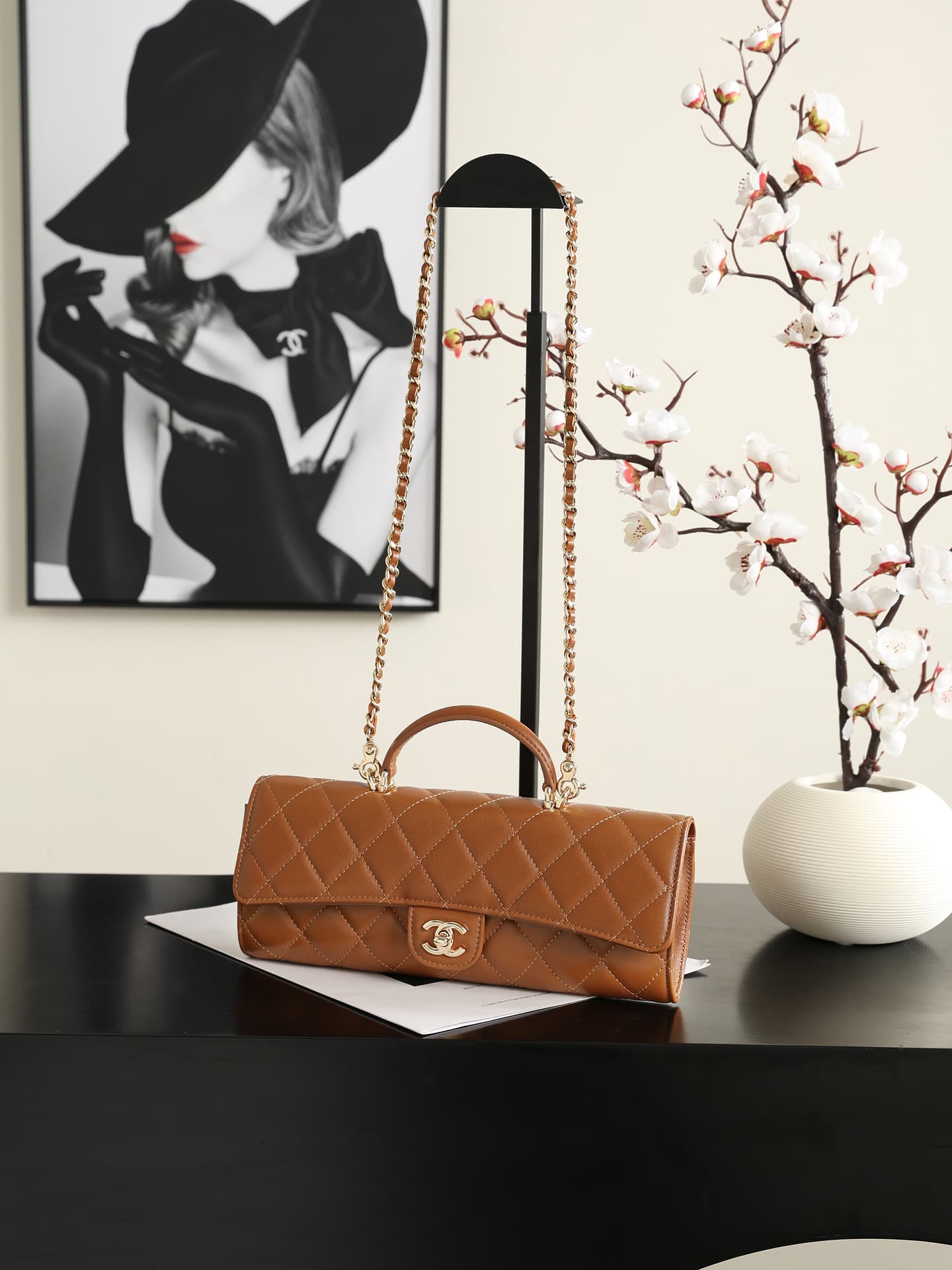 Chanel Clutch with chain Lambskin & Gold-Tone Metal Camel AP5280 A