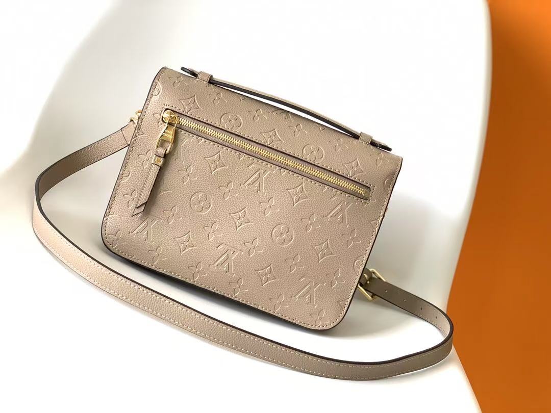 Louis Vuitton POCHETTE MÉTIS Bag Monogram Empreinte Turtledove M44881 High