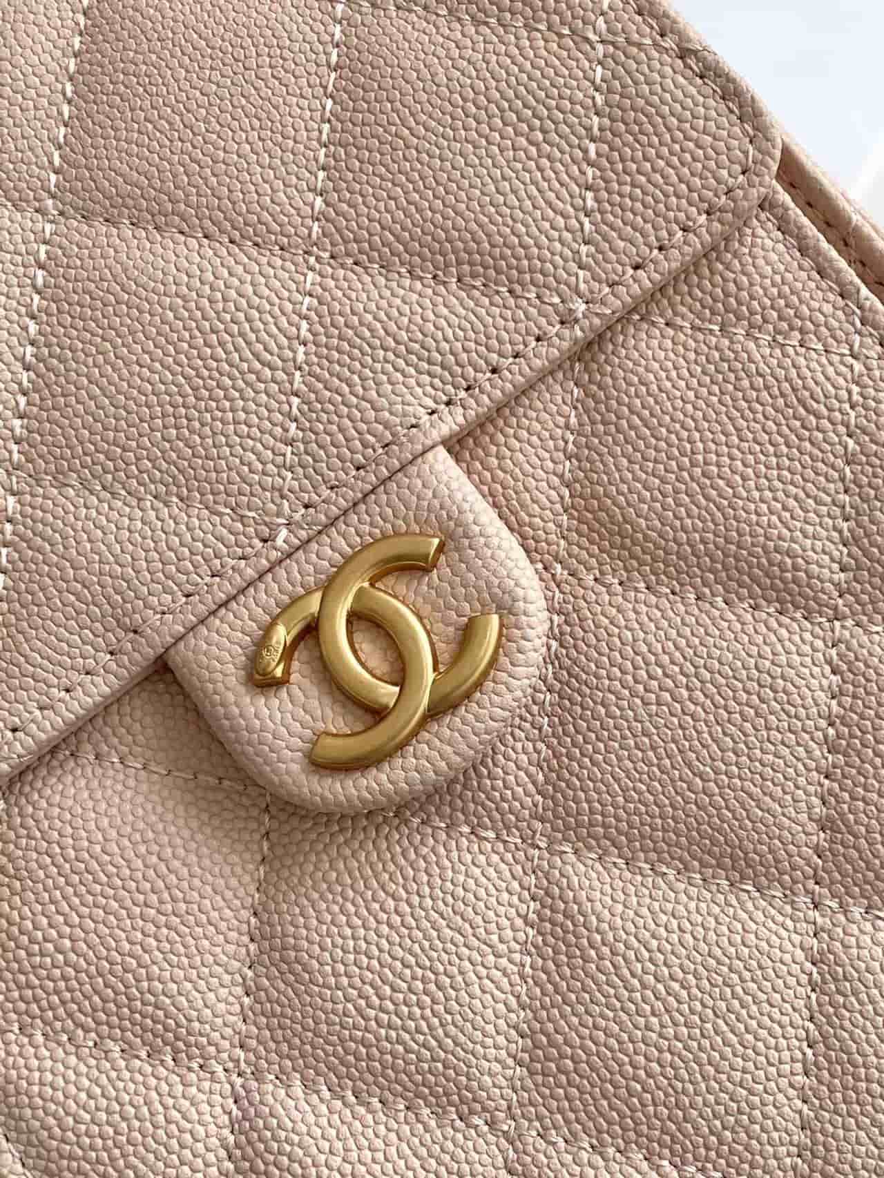 Chanel 25 Medium Hobo Medium handbag AS5311 Grained Calfskin & Gold-tone Metal Light Pink A