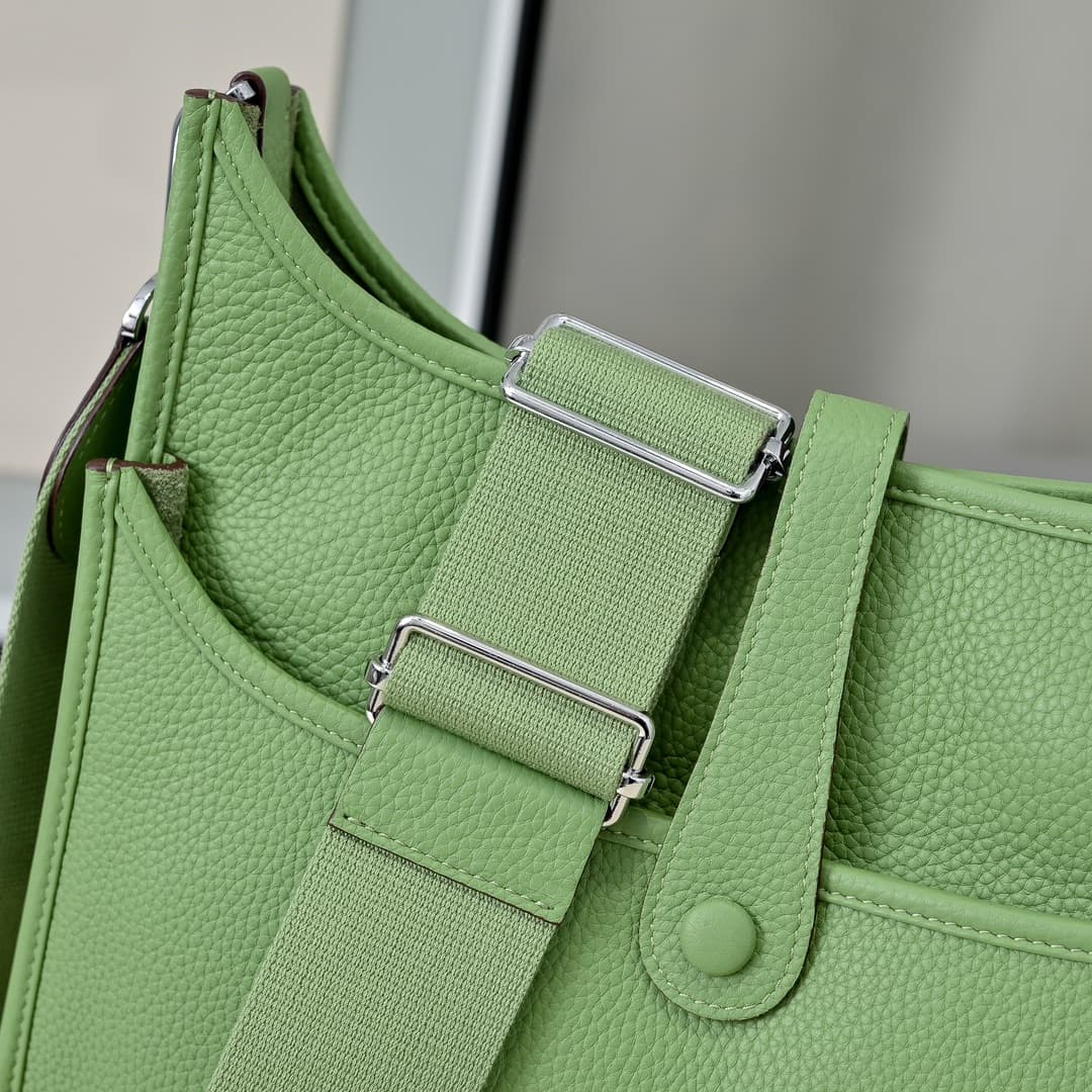 Hermes Evelyne III PM Bag Clemence Leather In Light Green High