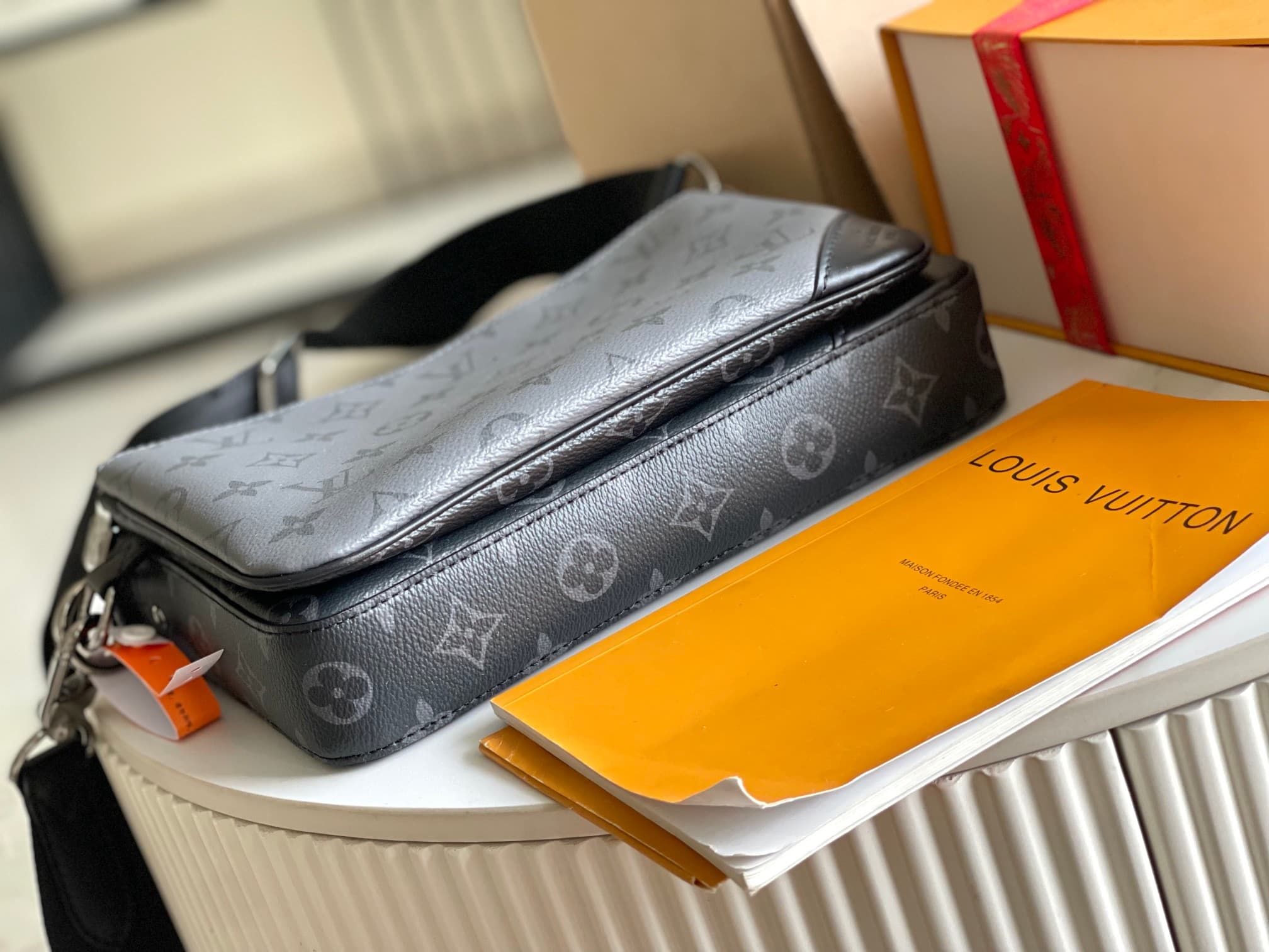 Louis Vuitton Trio Messenger Monogram Eclipse M69443 TOP