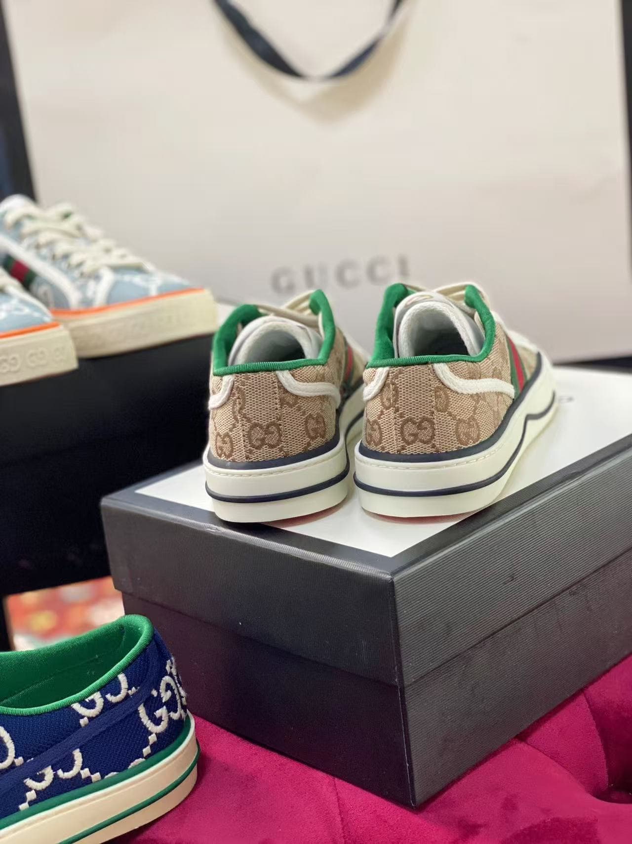 Gucci Tennis 1977 Sneaker Shoes in beige/ebony GG canvas