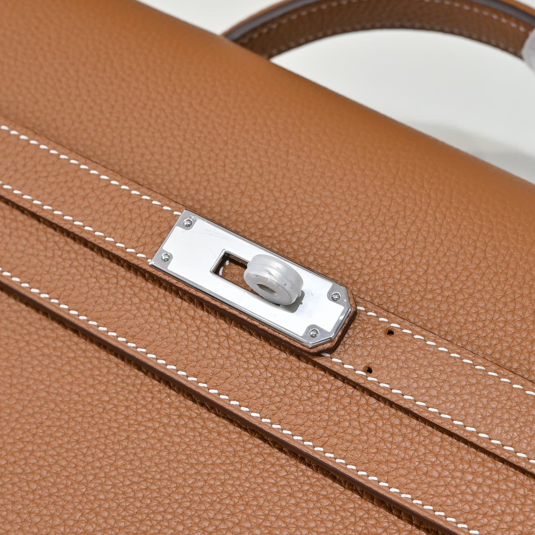 Hermes Kelly depeches Togo 36 briefcase In Camel CalfskIn WAX High