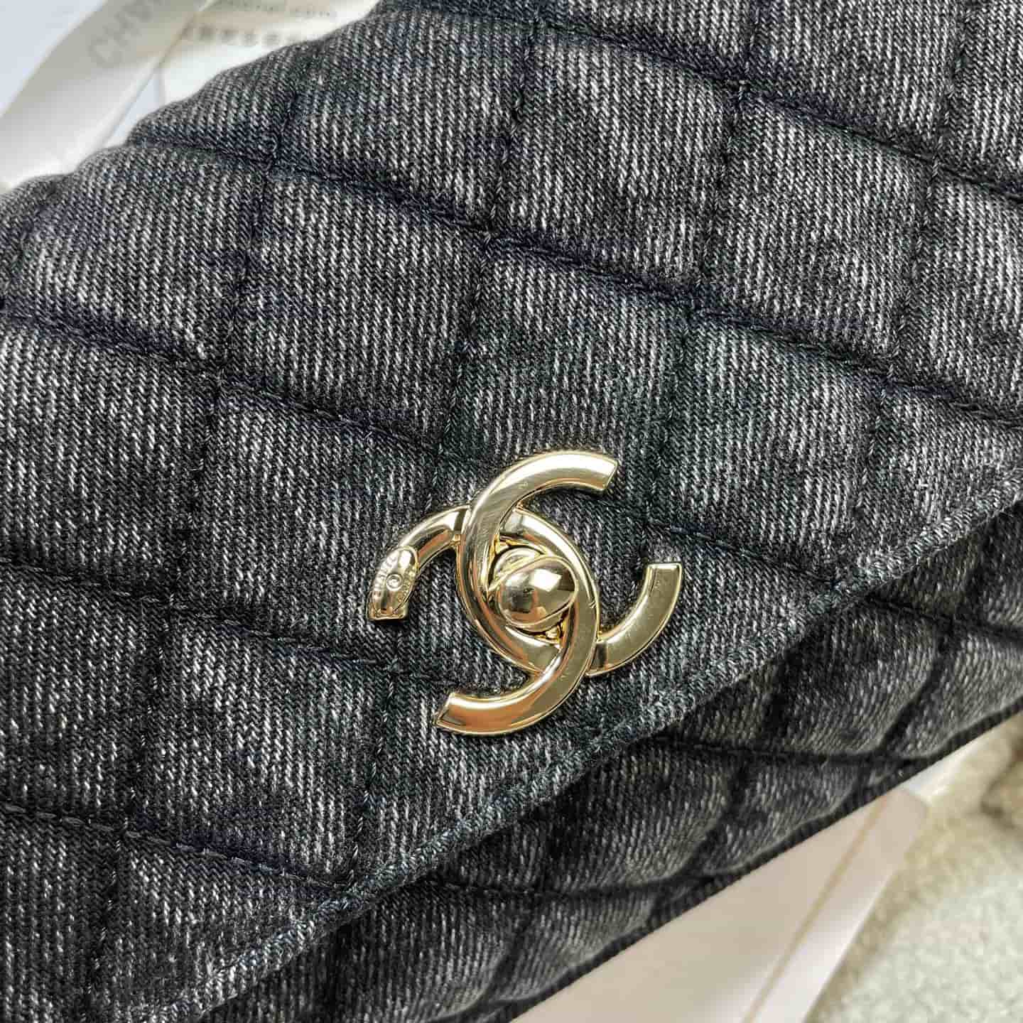 Chanel Maxi Flap Bag with Top Handle Washed Denim& Gold-Tone Metal AS6091 Black A