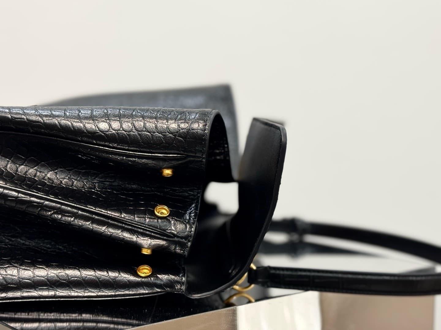Balenciaga Rodeo Large Bag in Black Crocodile Embossed Calfskin With Gold-Tone Metal TOP