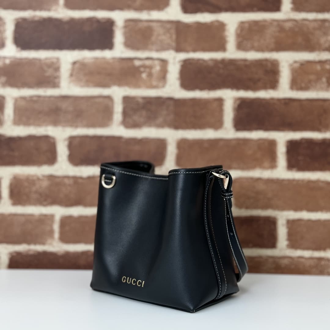 Gucci GG Emblem small bucket bag 815118 High