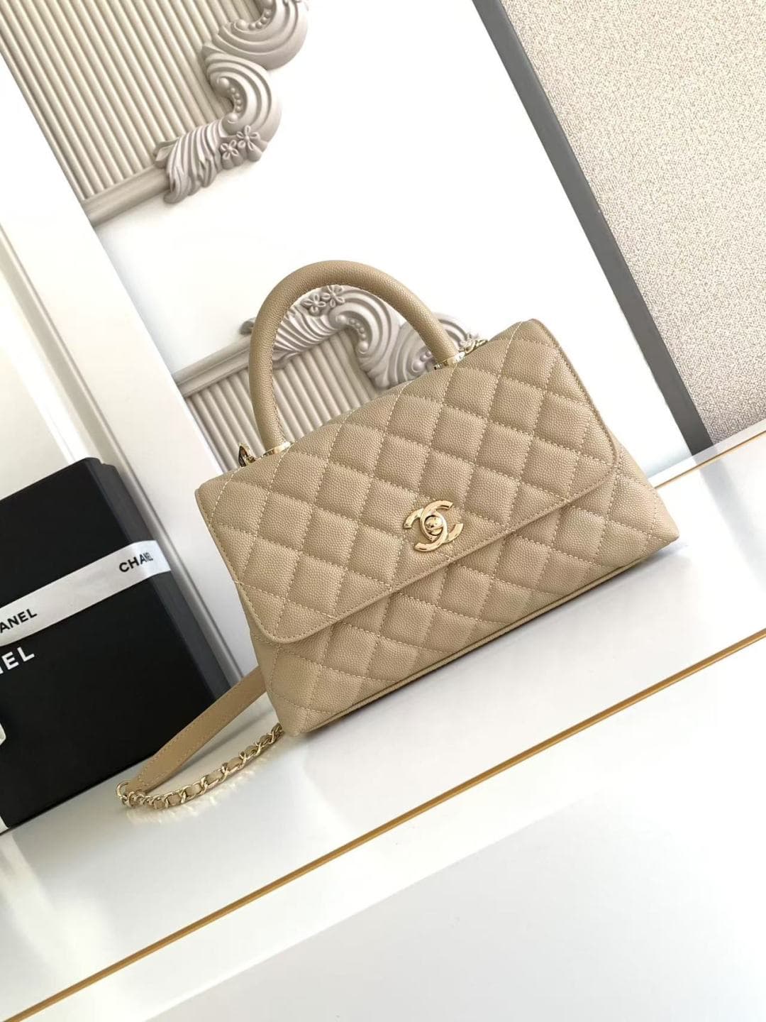 FLAP BAG WITH TOP HANDLE Grained Calfskin & Gold-Tone Metal A92990 Champagne Binding A