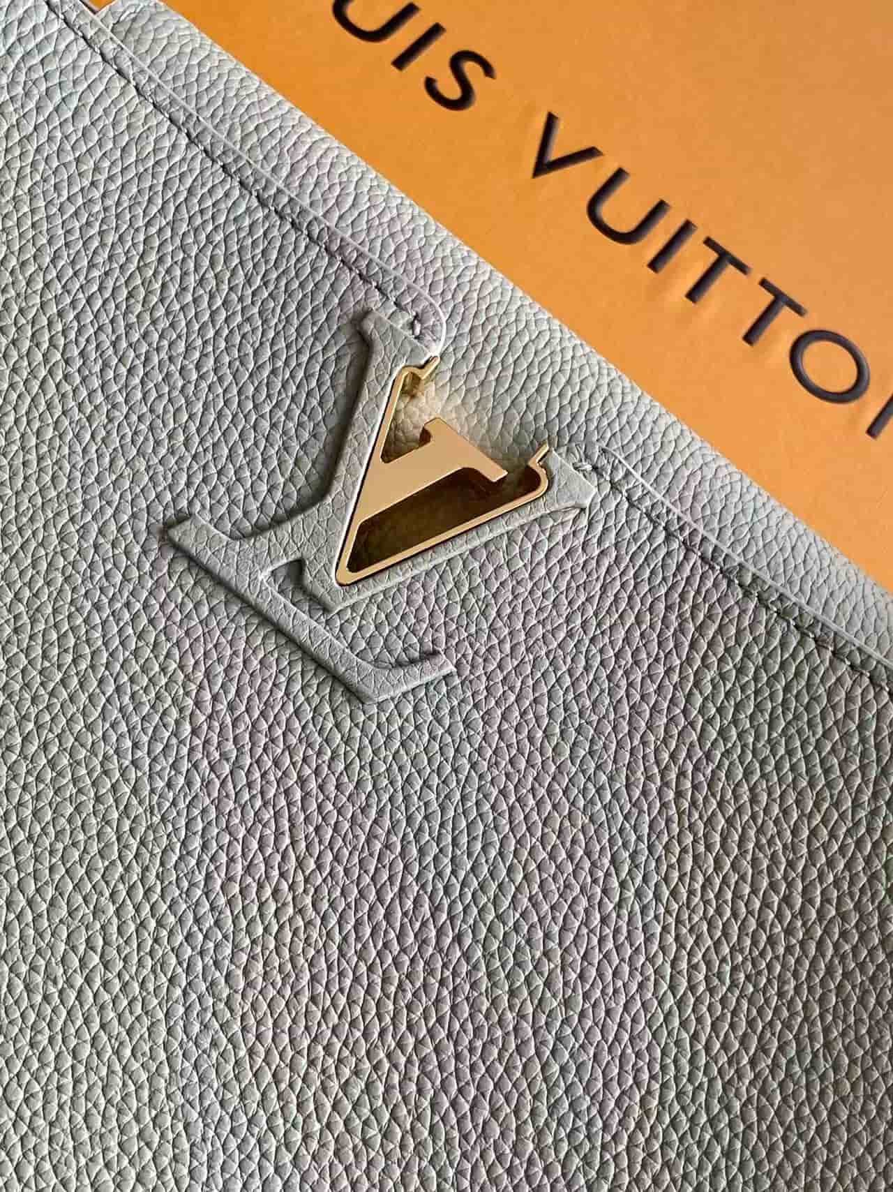 Louis Vuitton Capucines Souple Grain Taurillon Leather Light Grey M26268 TOP