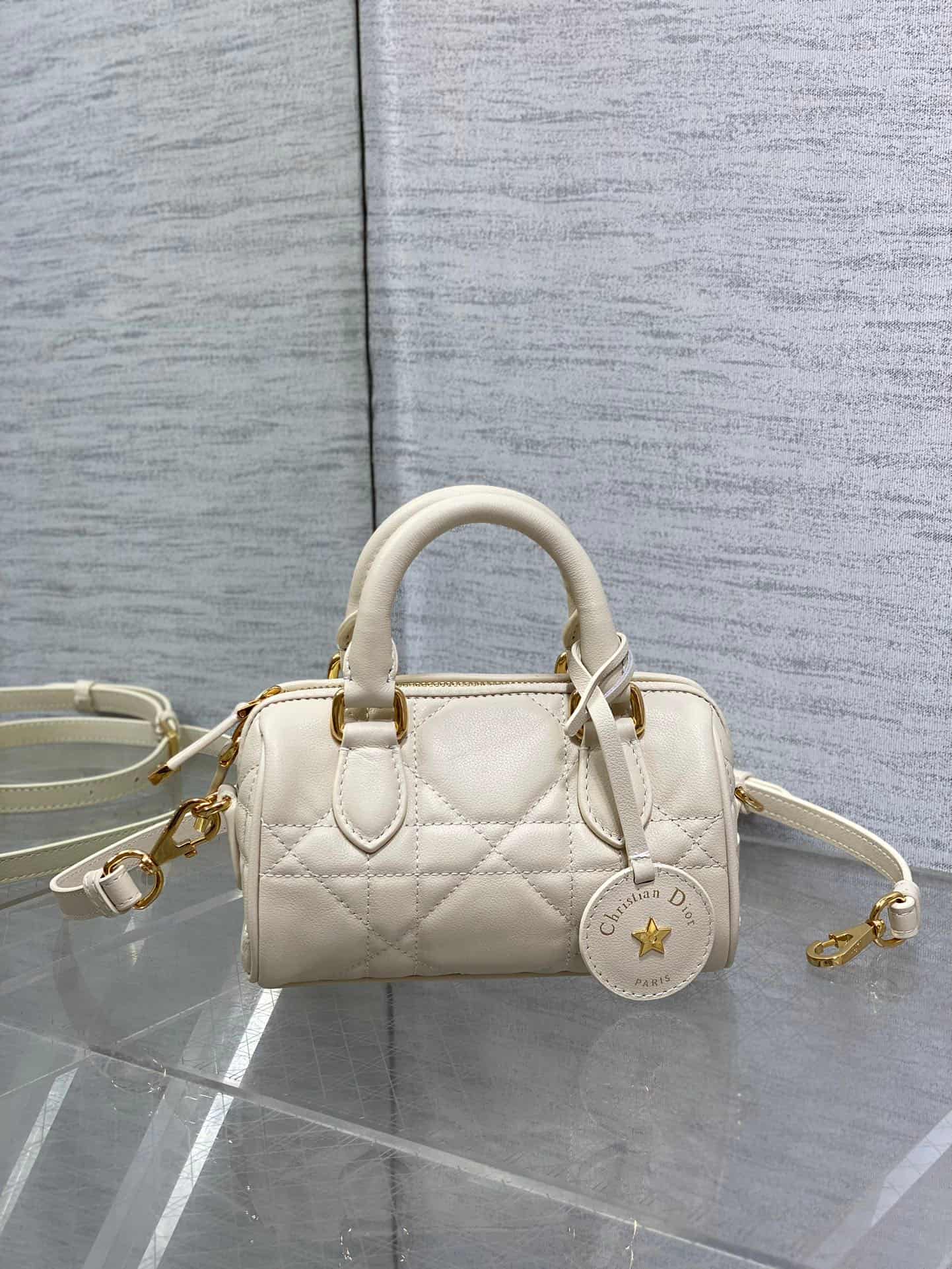 Dior Groove 17 Bag White Macrocannage Calfskin High