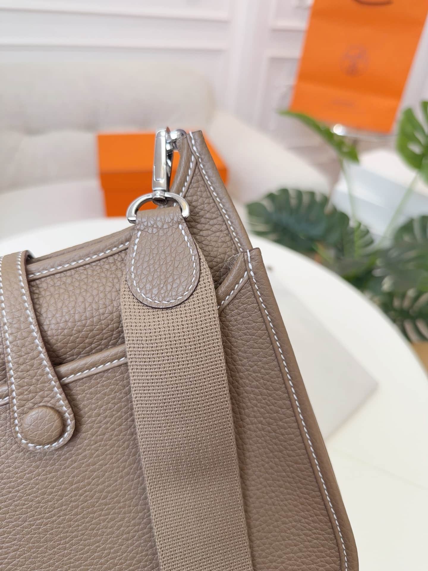 Hermes Evelyne Mini 23 Bag Calfskin In Etoupe WAX High