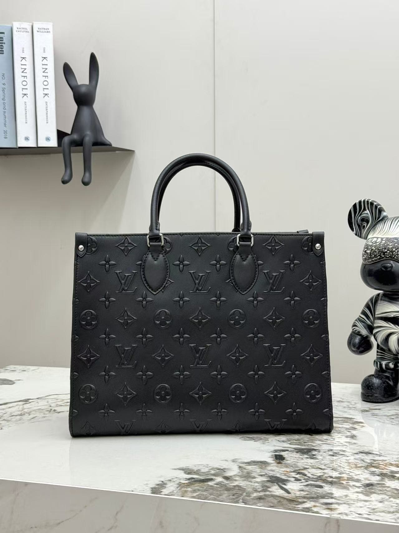 Louis Vuitton OnTheGo MM in Black Embossed Monogram High