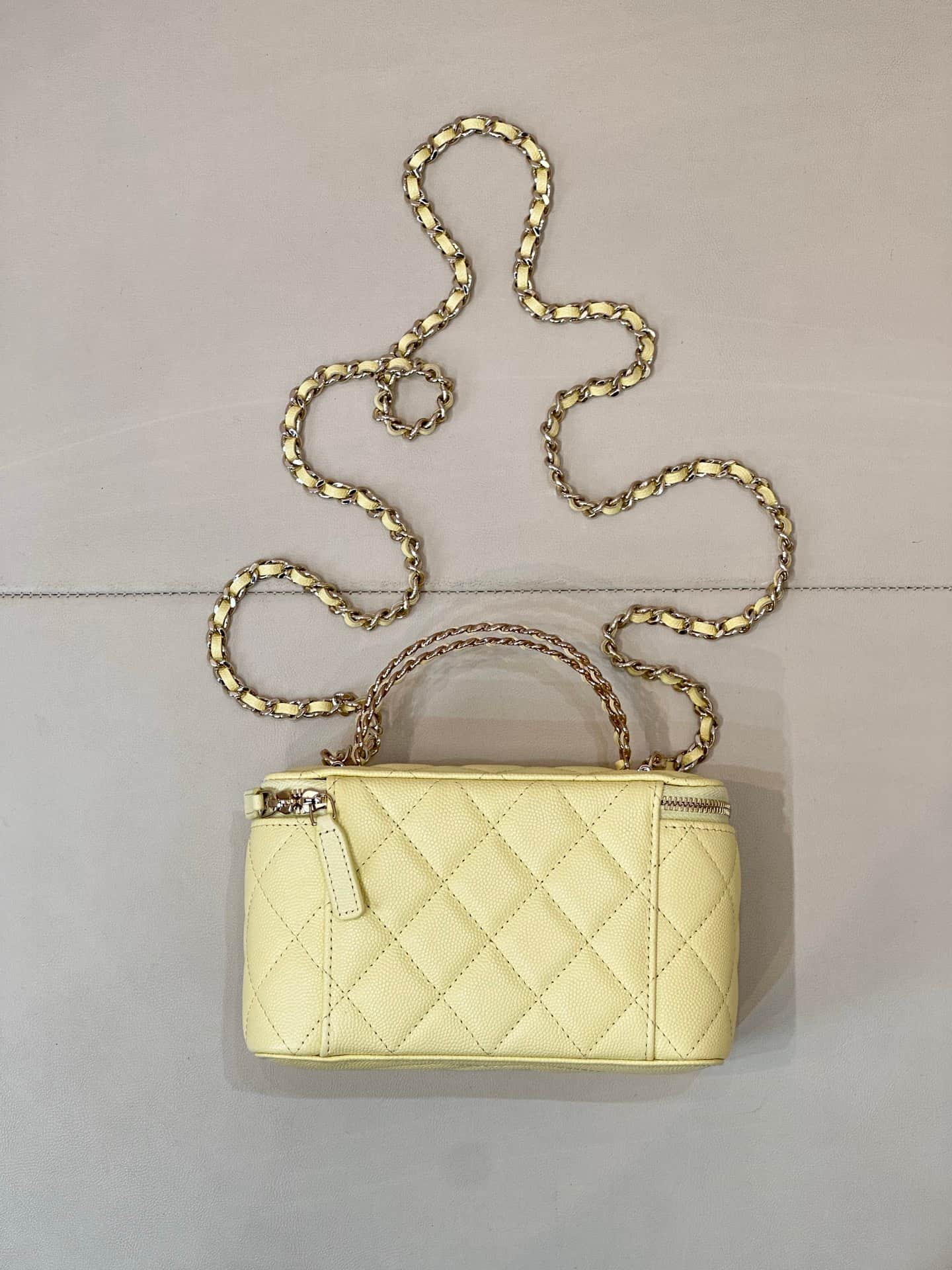 Chanel Classic Top Handle Vanity Case Grained Calfskin& Gold-Tone Metal Yellow AP5182 TOP