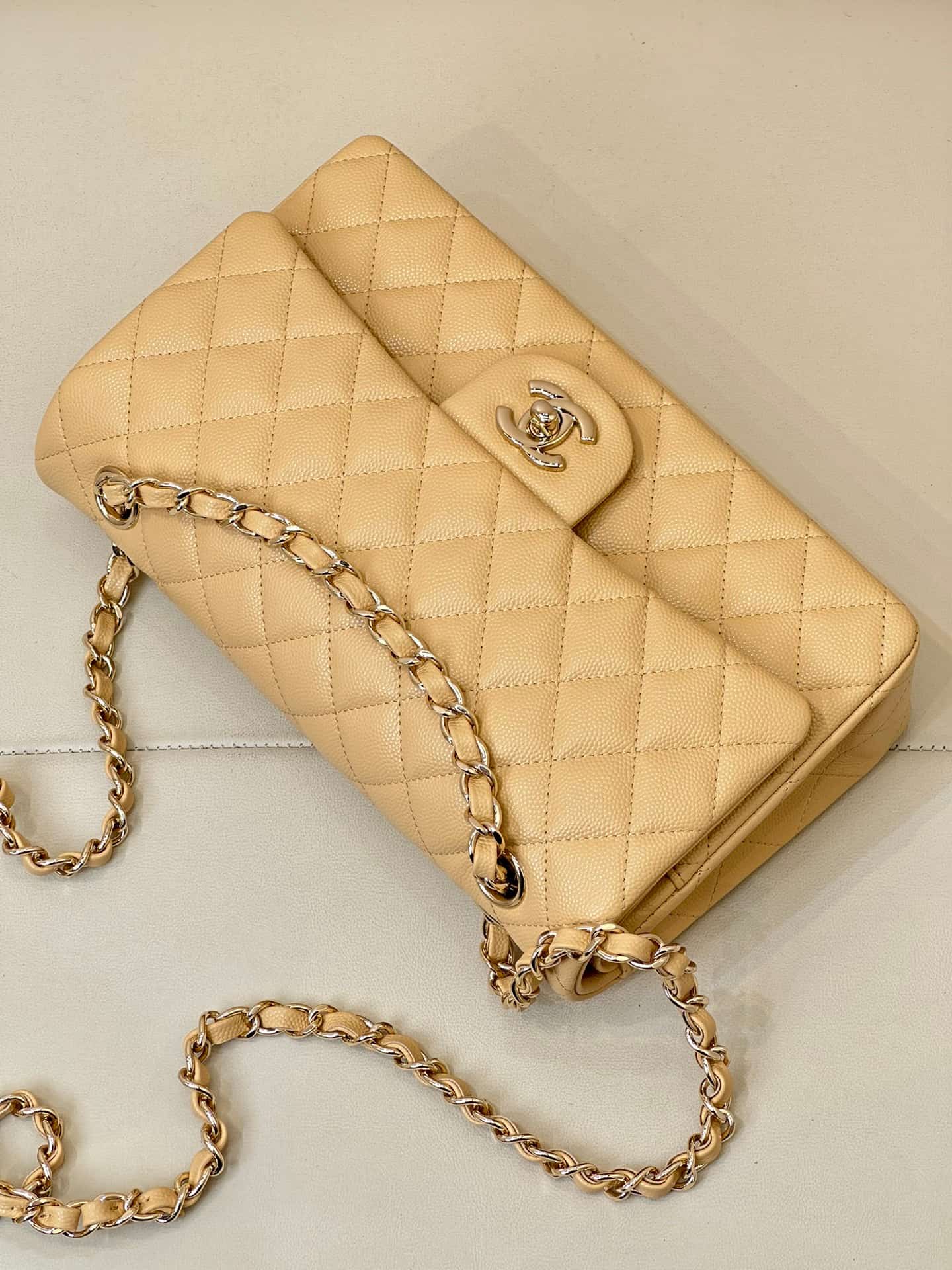 Chanel Medium CLASSIC HANDBAG Grained  Calfskin & Gold-Tone Metal Yellow TOP