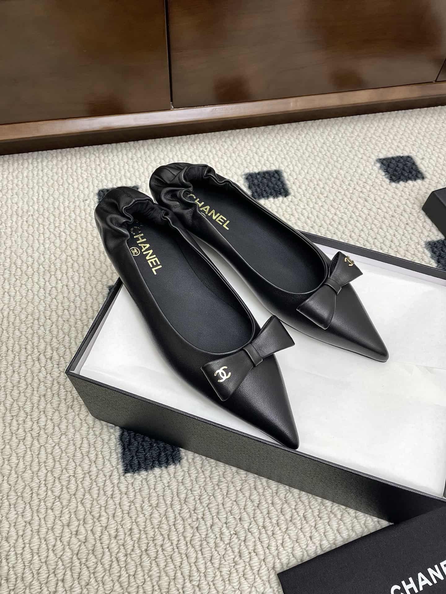 Chanel Ballerina Flats shoes Women
