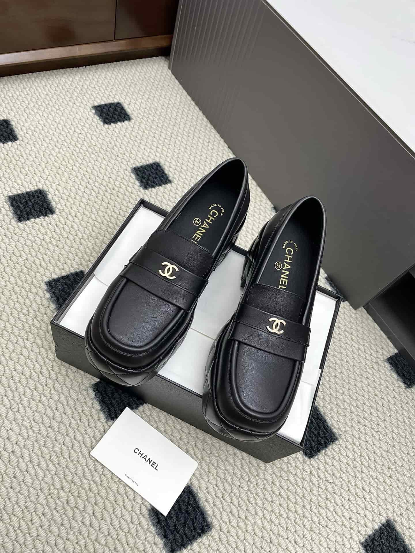 Chanel Loafer shoes Women
