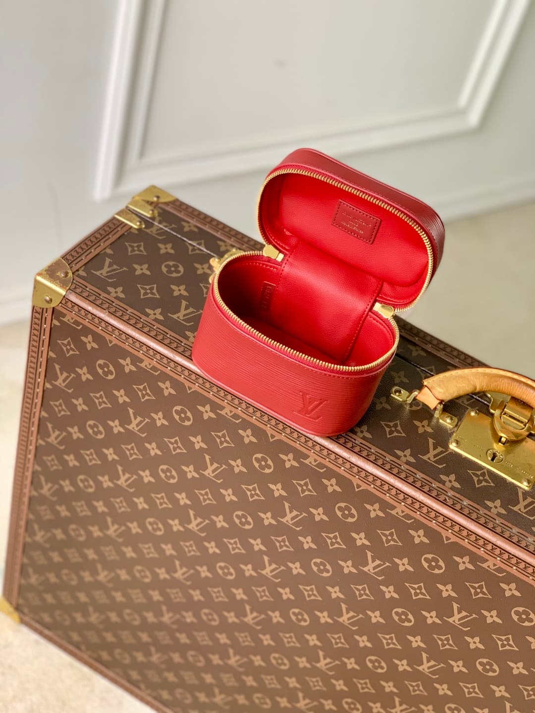 Louis Vuitton Nice Nano Epi grained leather Tender M25857 Monogram Red High