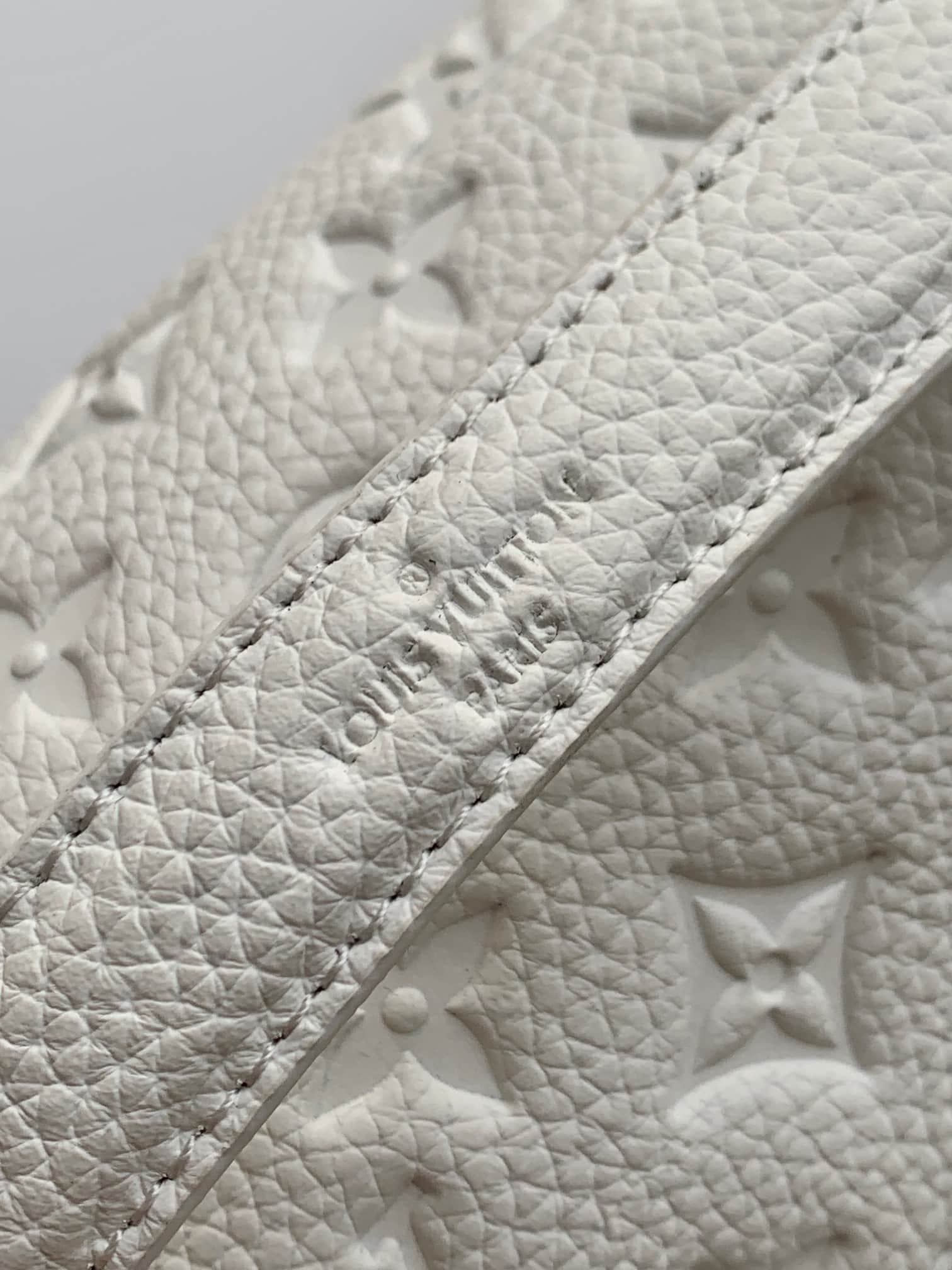 Louis Vuitton x Yayoi Kusama Maxi Bumbag in white Taurillon Monogram leather M21680 High