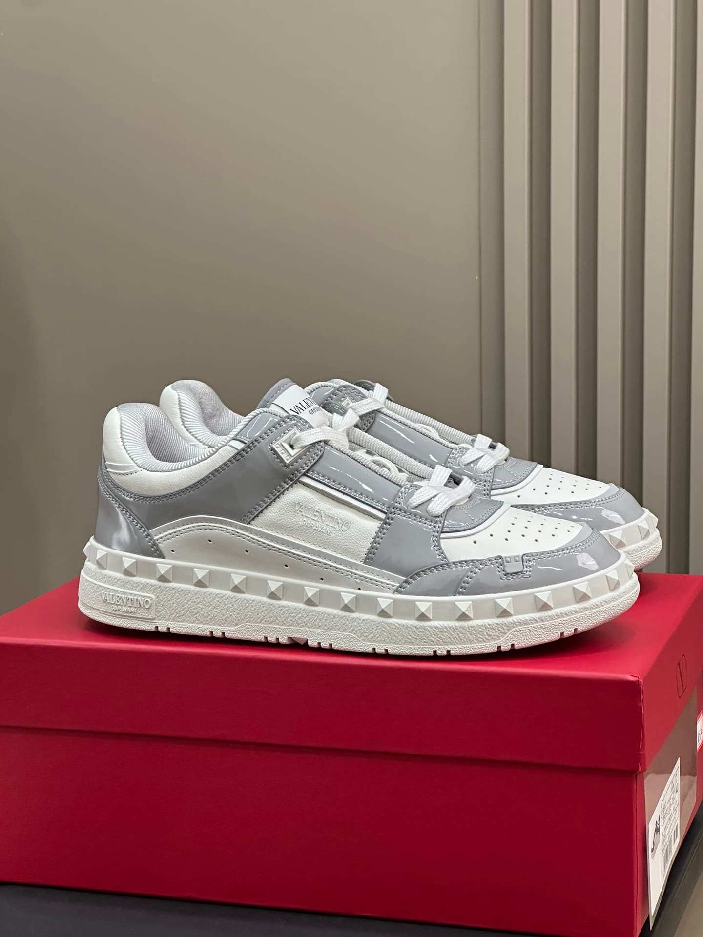 Valentino garavani open skate sneakers Men Women