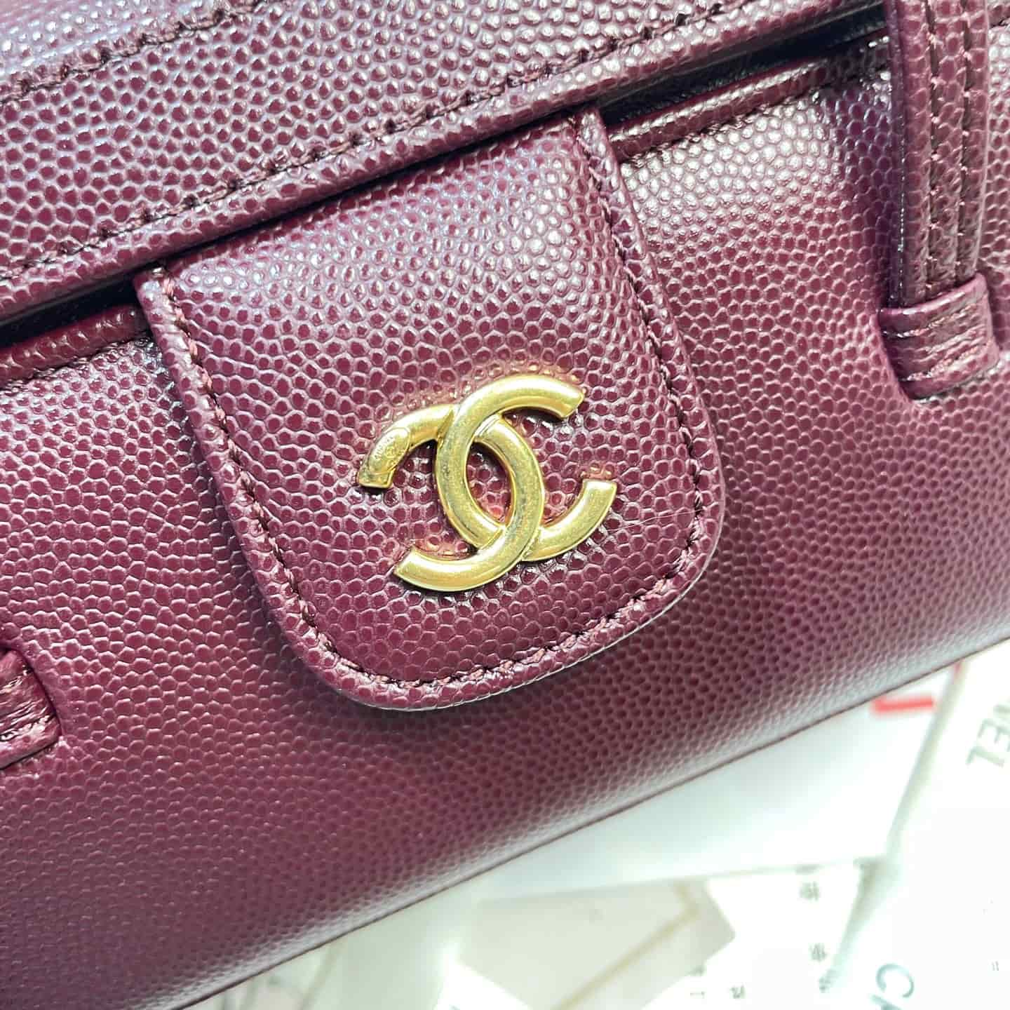 Chanel Long Vanity with Leather Strap Grained Shiny Calfskin & Gold-Tone Metal Dark Claret AP5067 A
