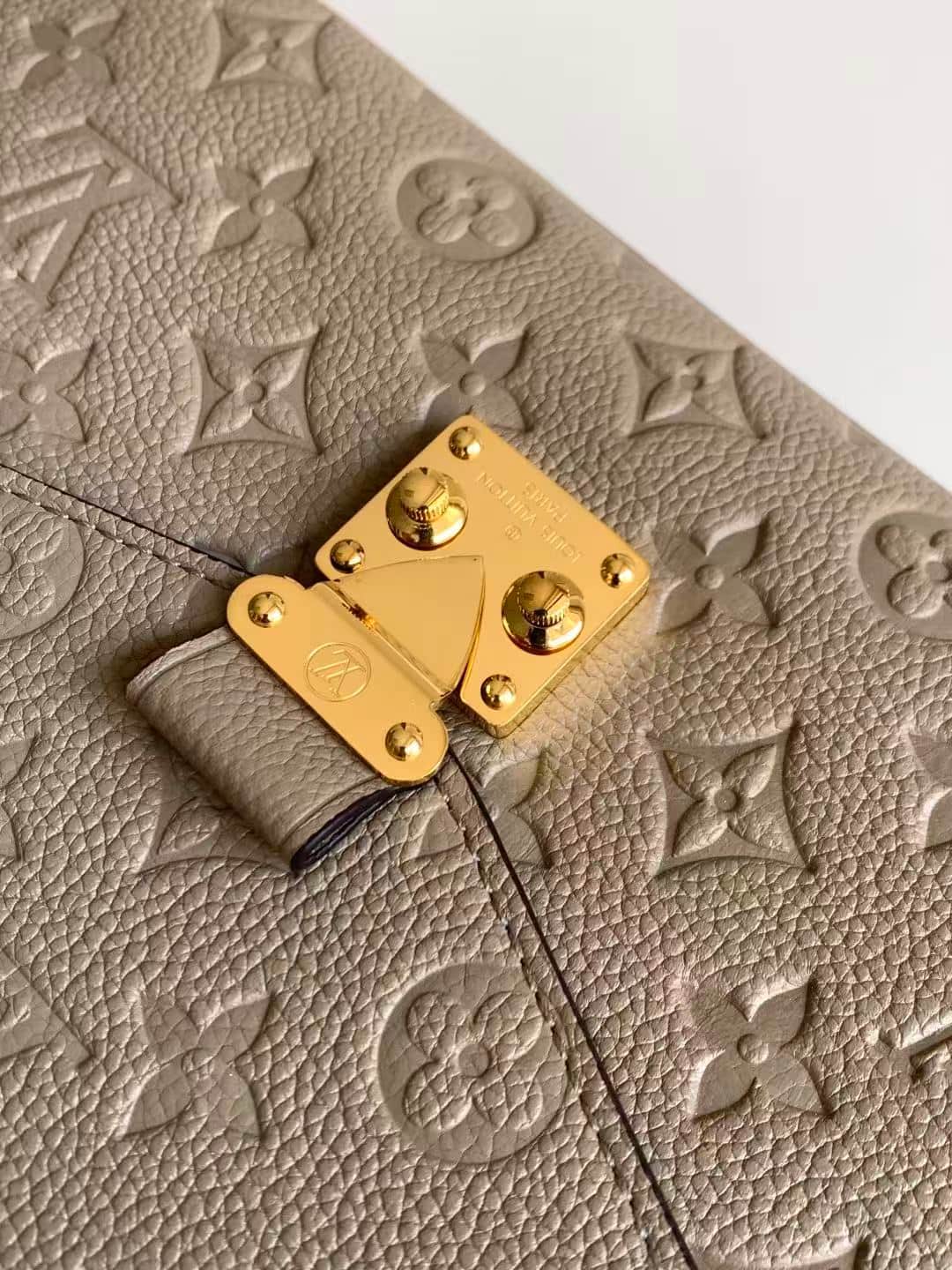 Louis Vuitton Pochette Métis Tourterelle Grey Monogram Empreinte embossed supple grained cowhide leather M44881 TOP
