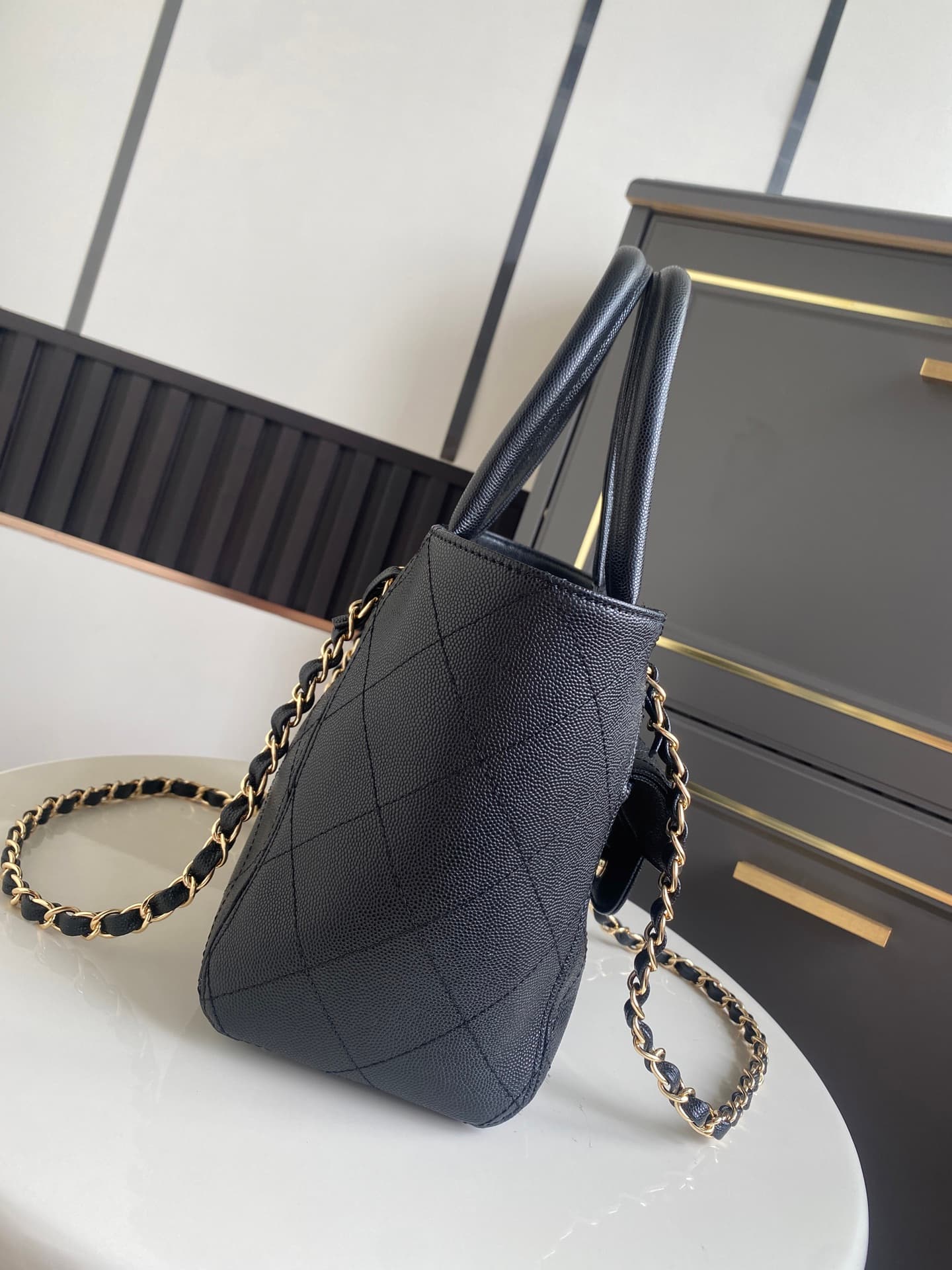 Chanel Tote Bag Grained Calfskin&Gold-Tone Metal Black AS6025 High
