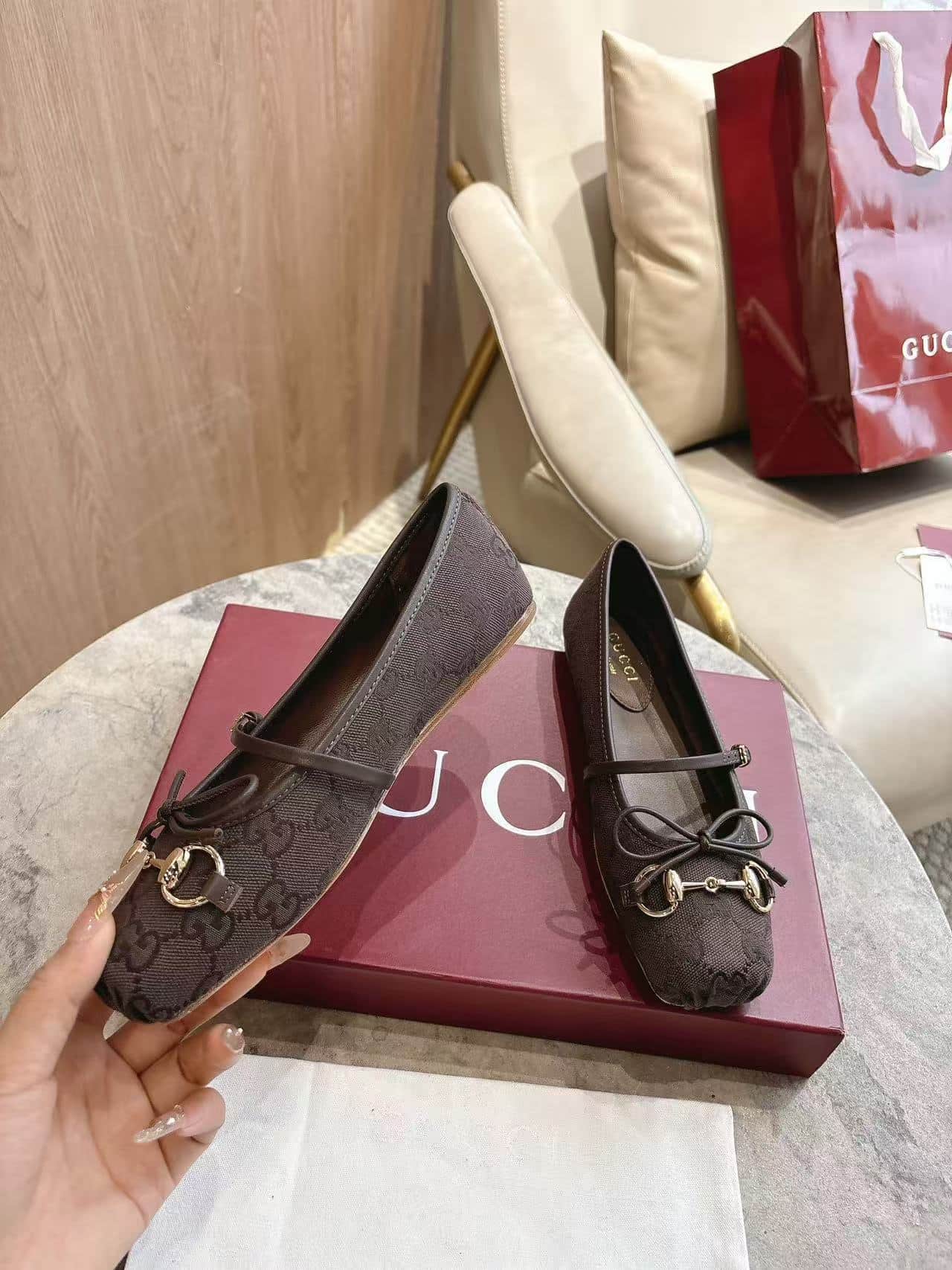 Gucci Women's  Horsebit ballet flat in dark brown GG canvas