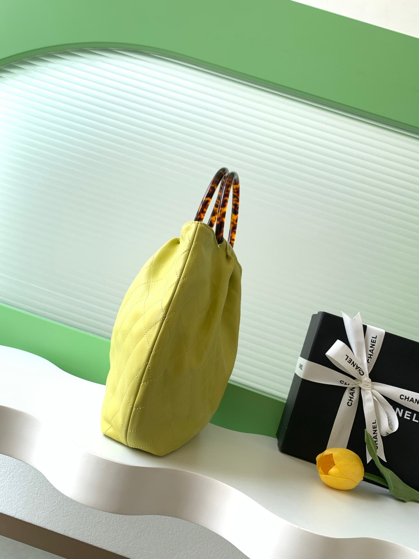 Chanel Medium Hobo Bag Lambskin-Shell Effect Plexi & Gold-Tone Metal Yellow AS6010 High
