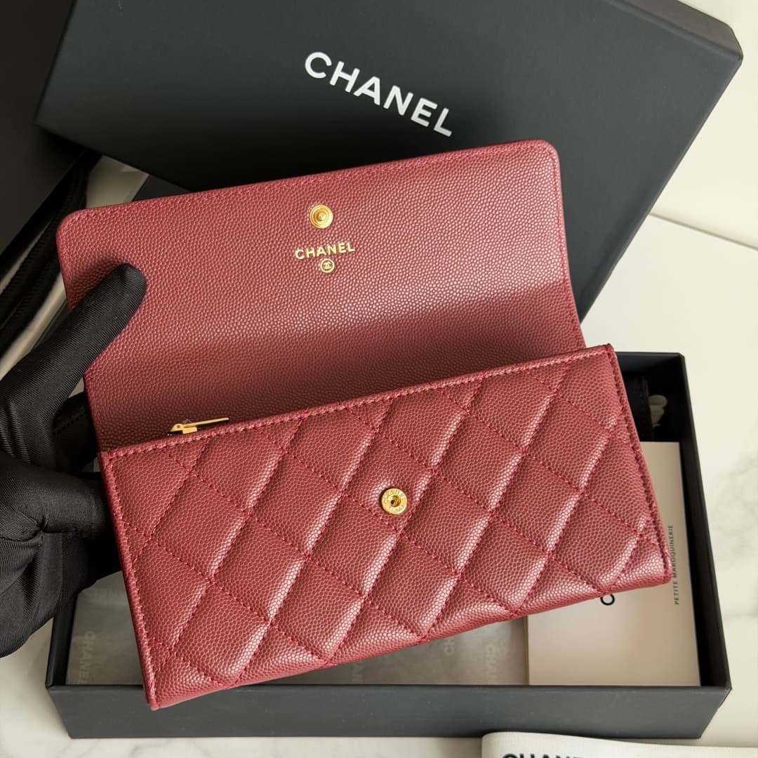 Chanel Wallet Shiny Grained Calfskin Strass & Gold-Tone Metal Red AP5076 High